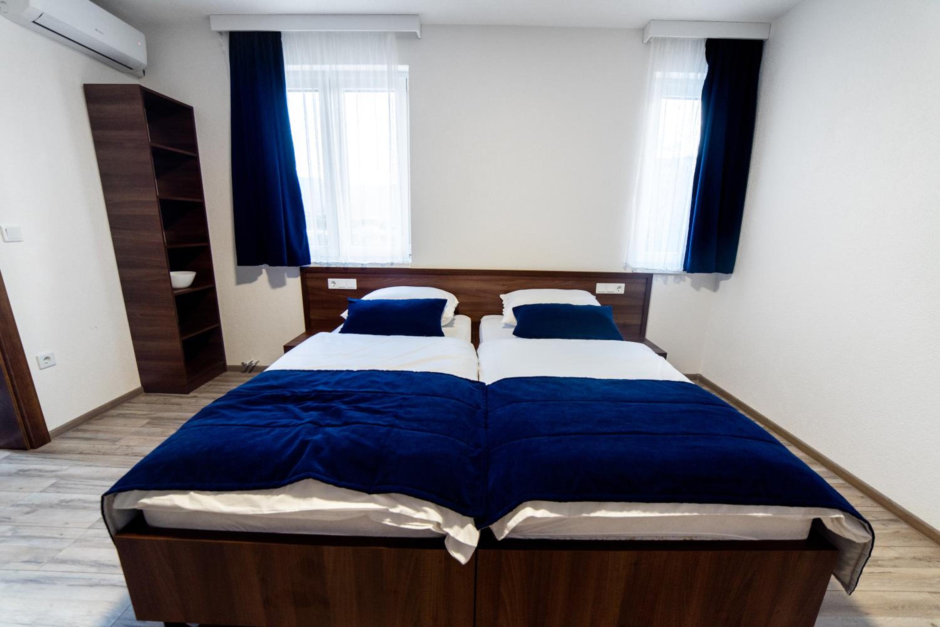 Comfort Triple Room photo 3