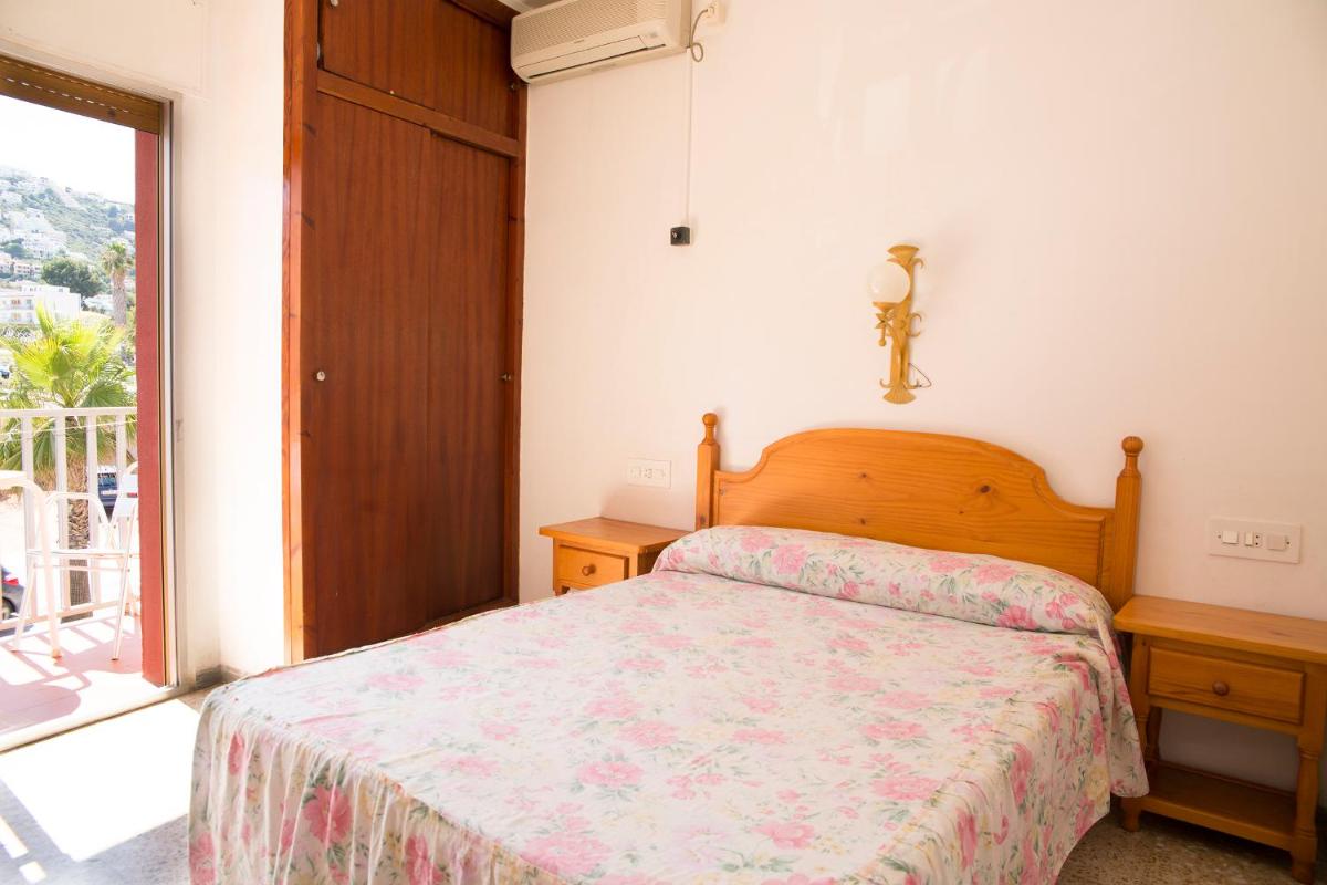 Double or Twin Room with Balcony photo 1