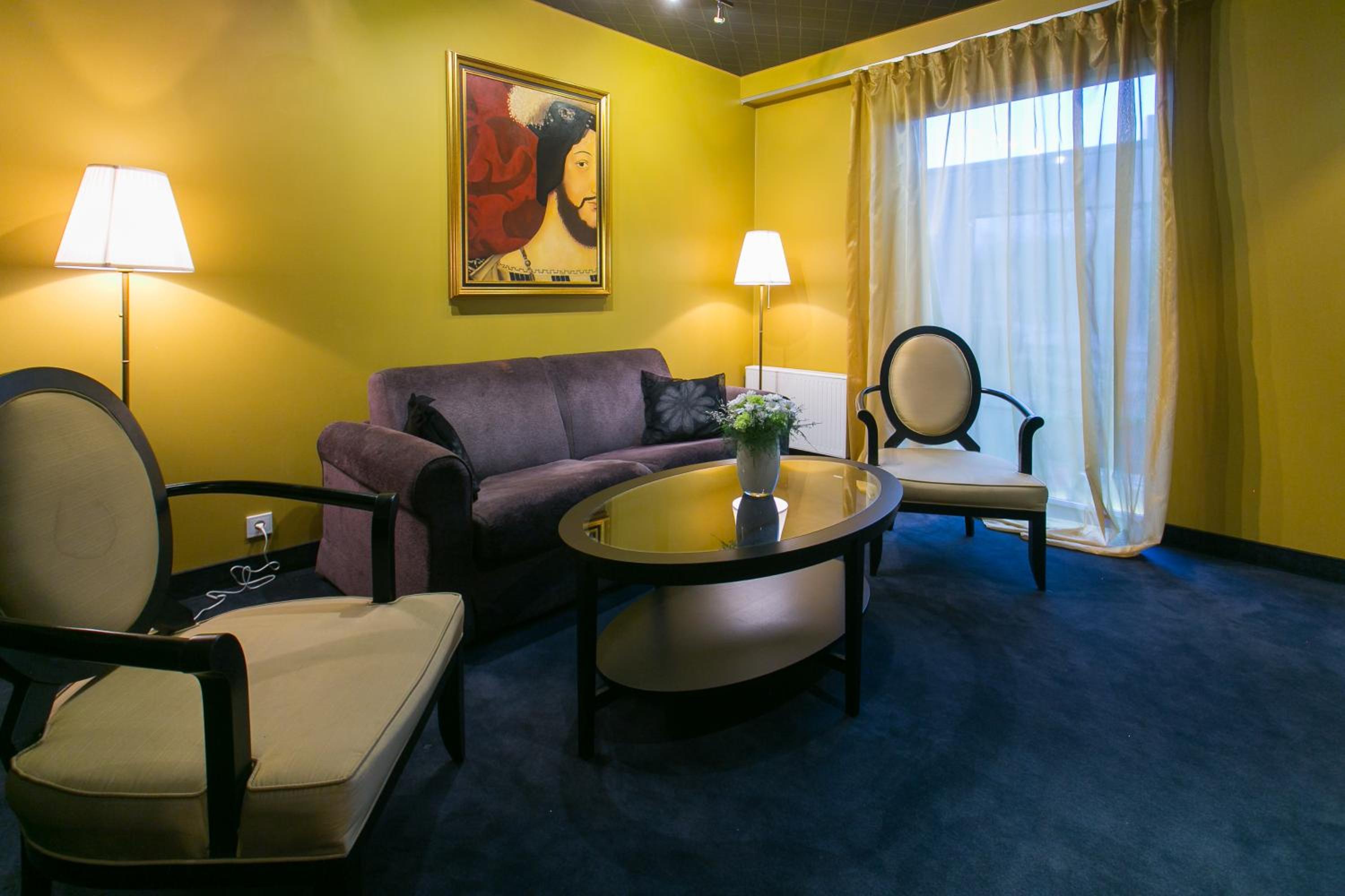 Modern Opera Suite - Photo 2