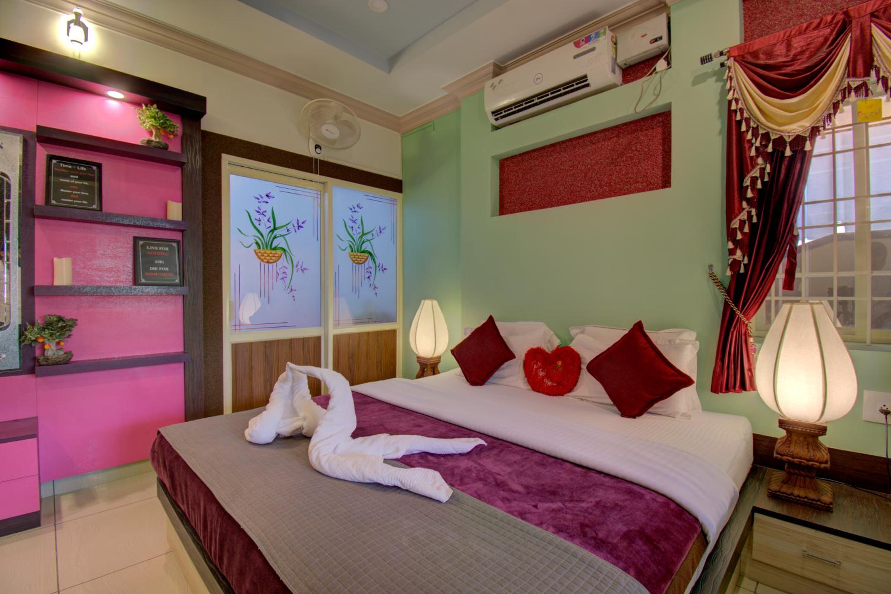 Deluxe Double Room photo 2