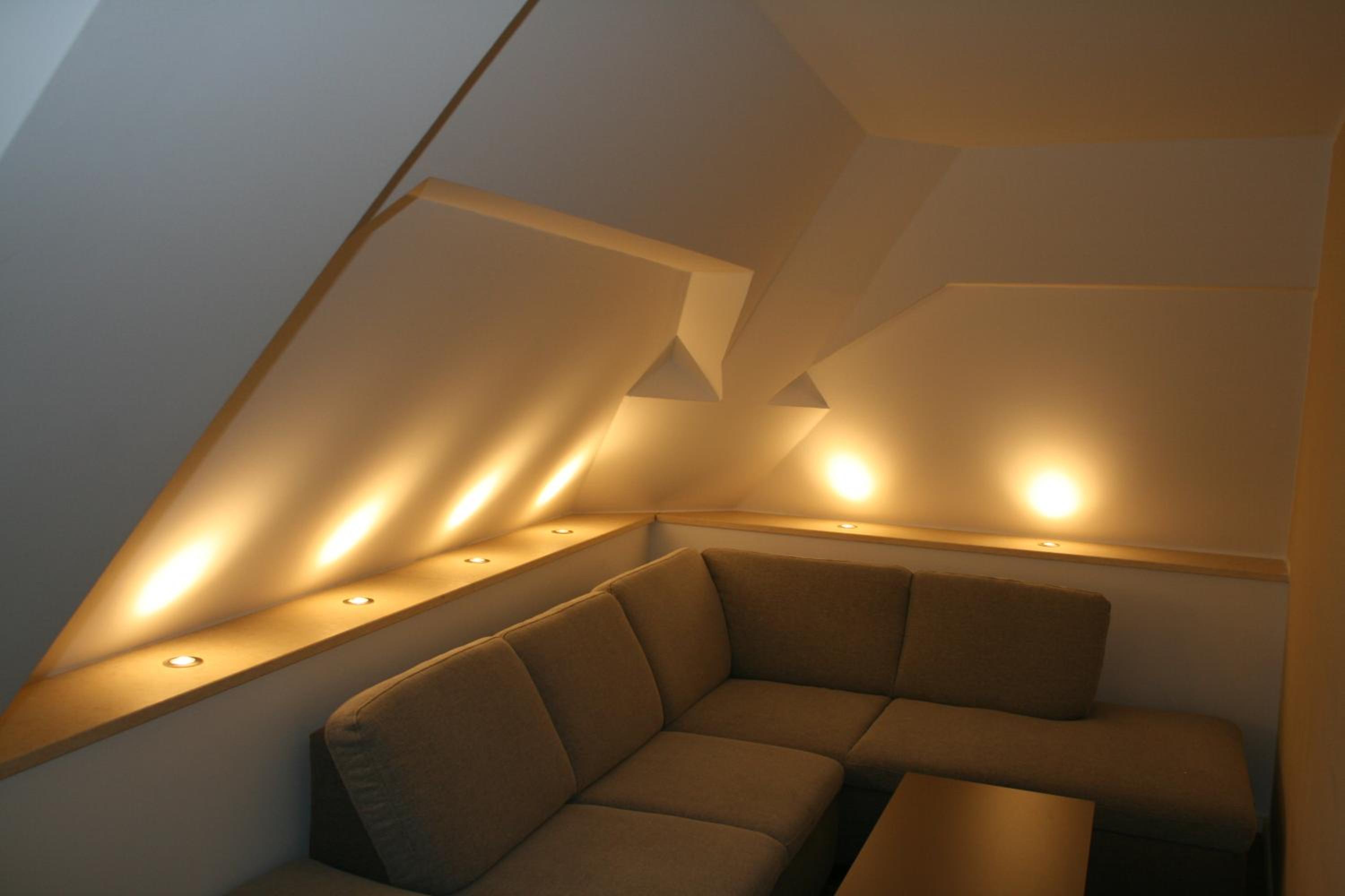 Suite - Photo 8
