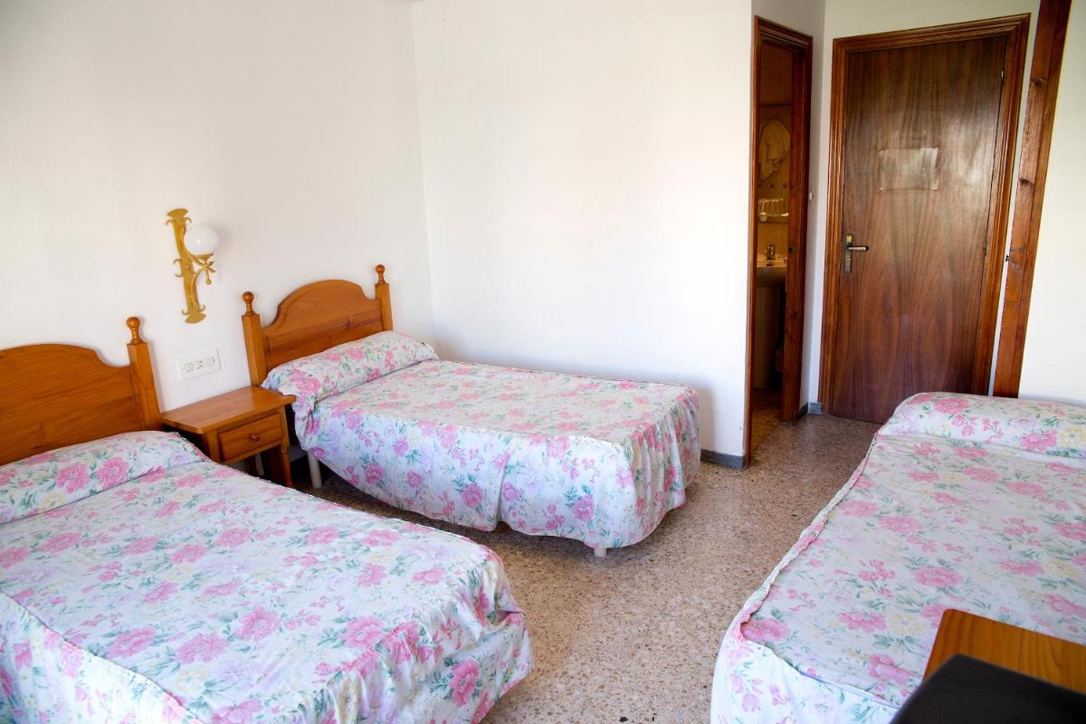 Triple Room with Balcony photo 1