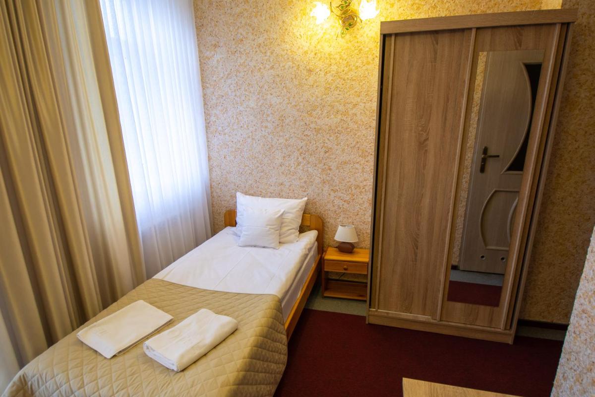 Single Room with Balcony photo 1