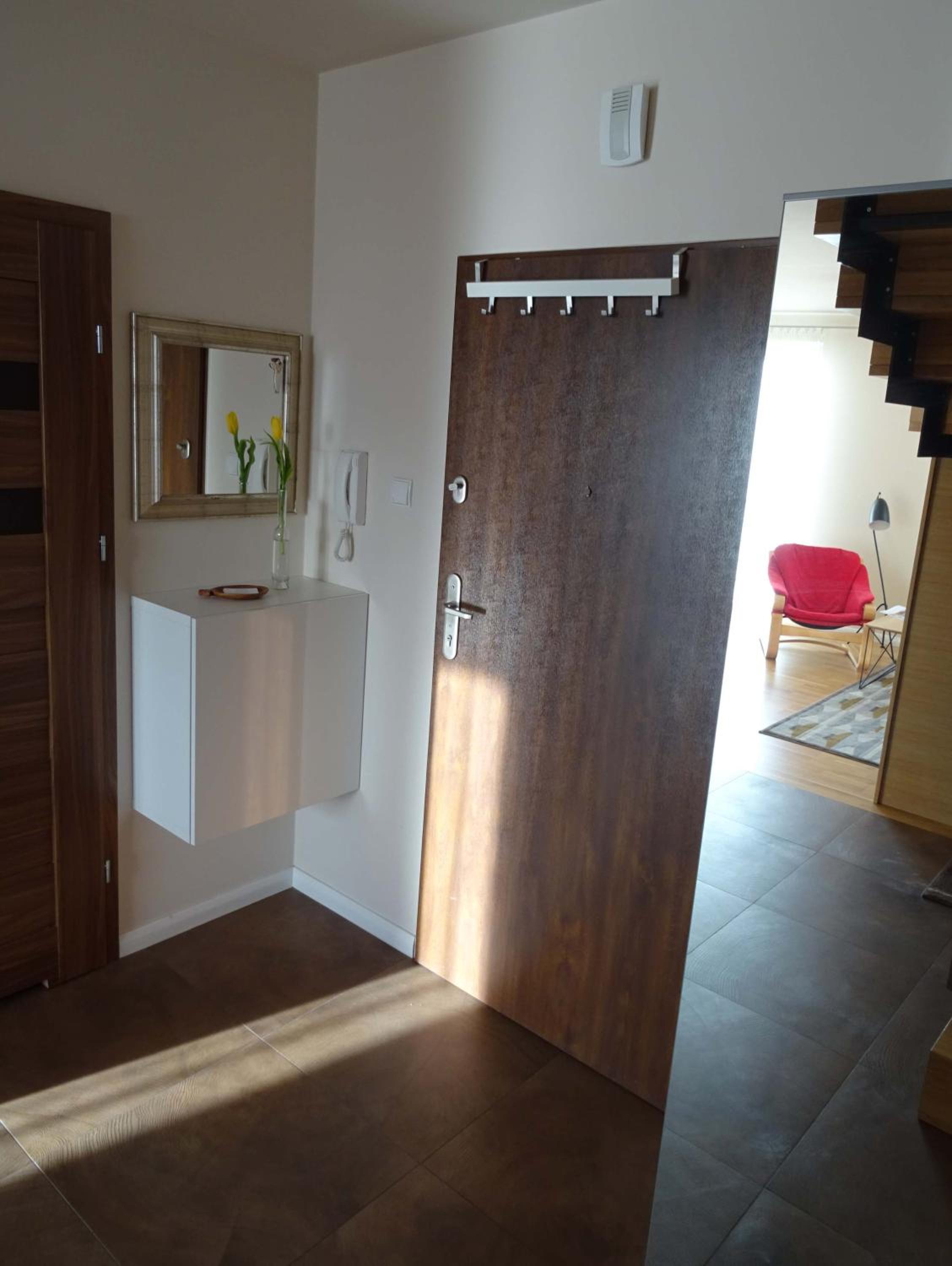 Apartment - Split Level photo 2