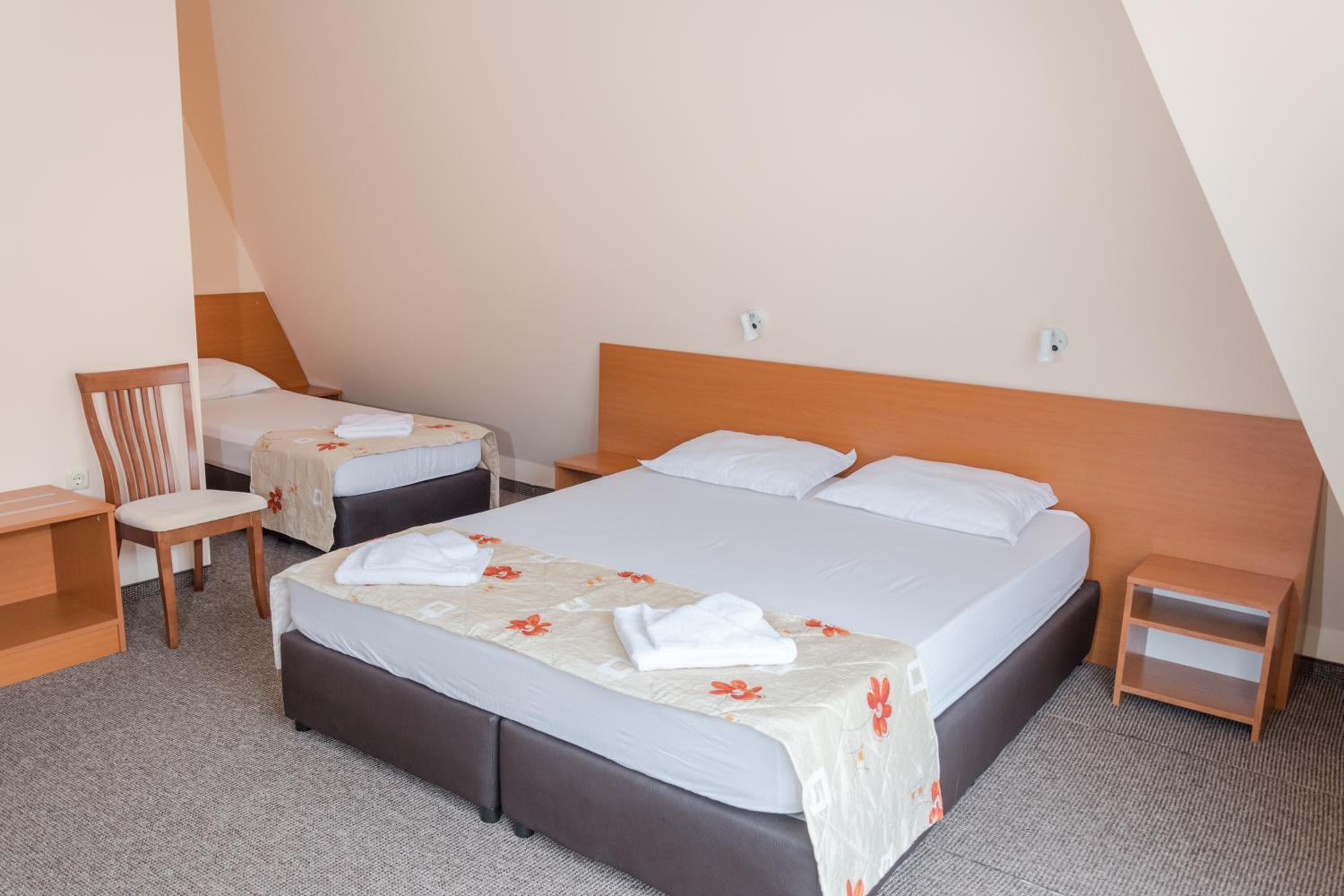 Luxury Triple Room photo 2