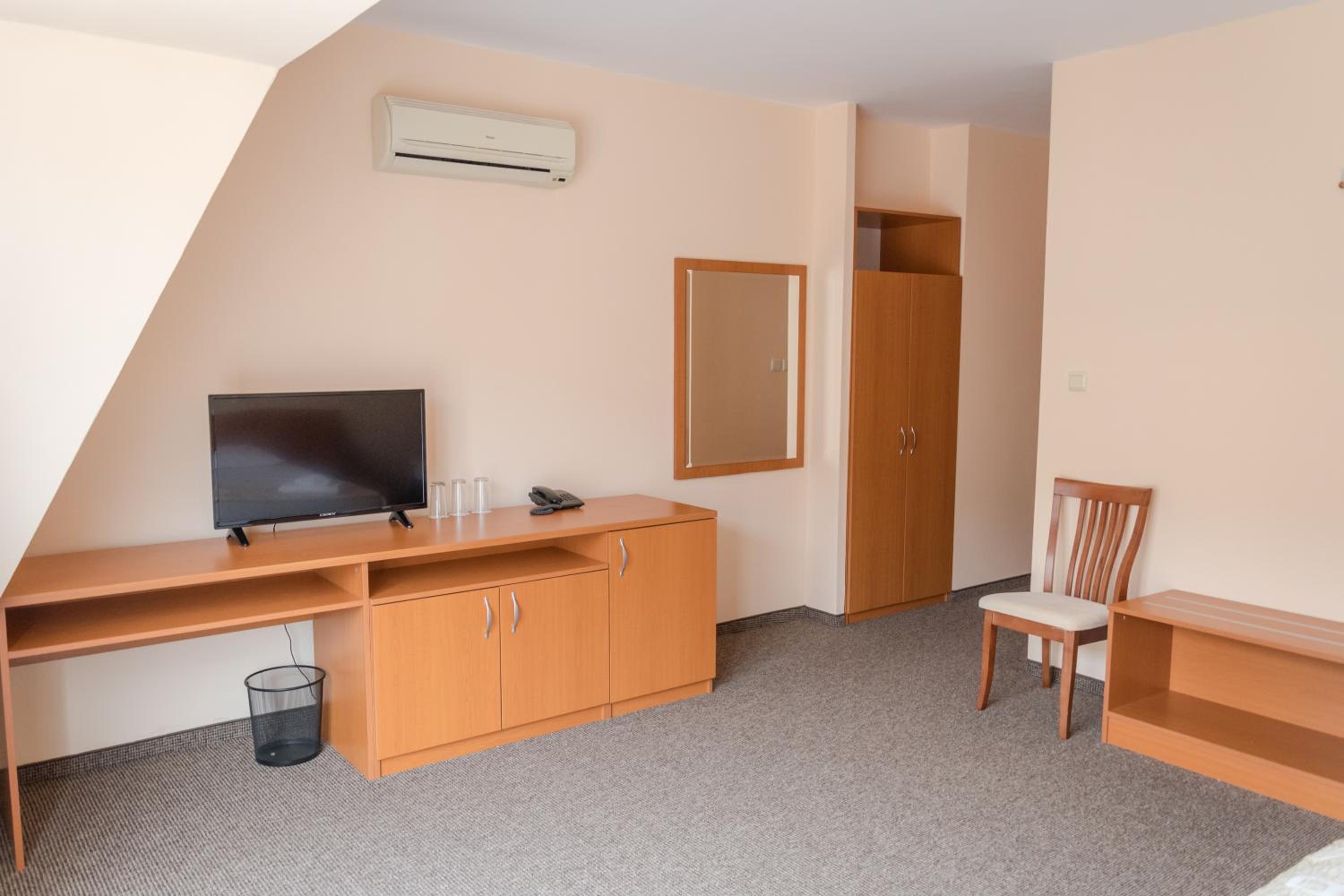 Luxury Triple Room photo 1