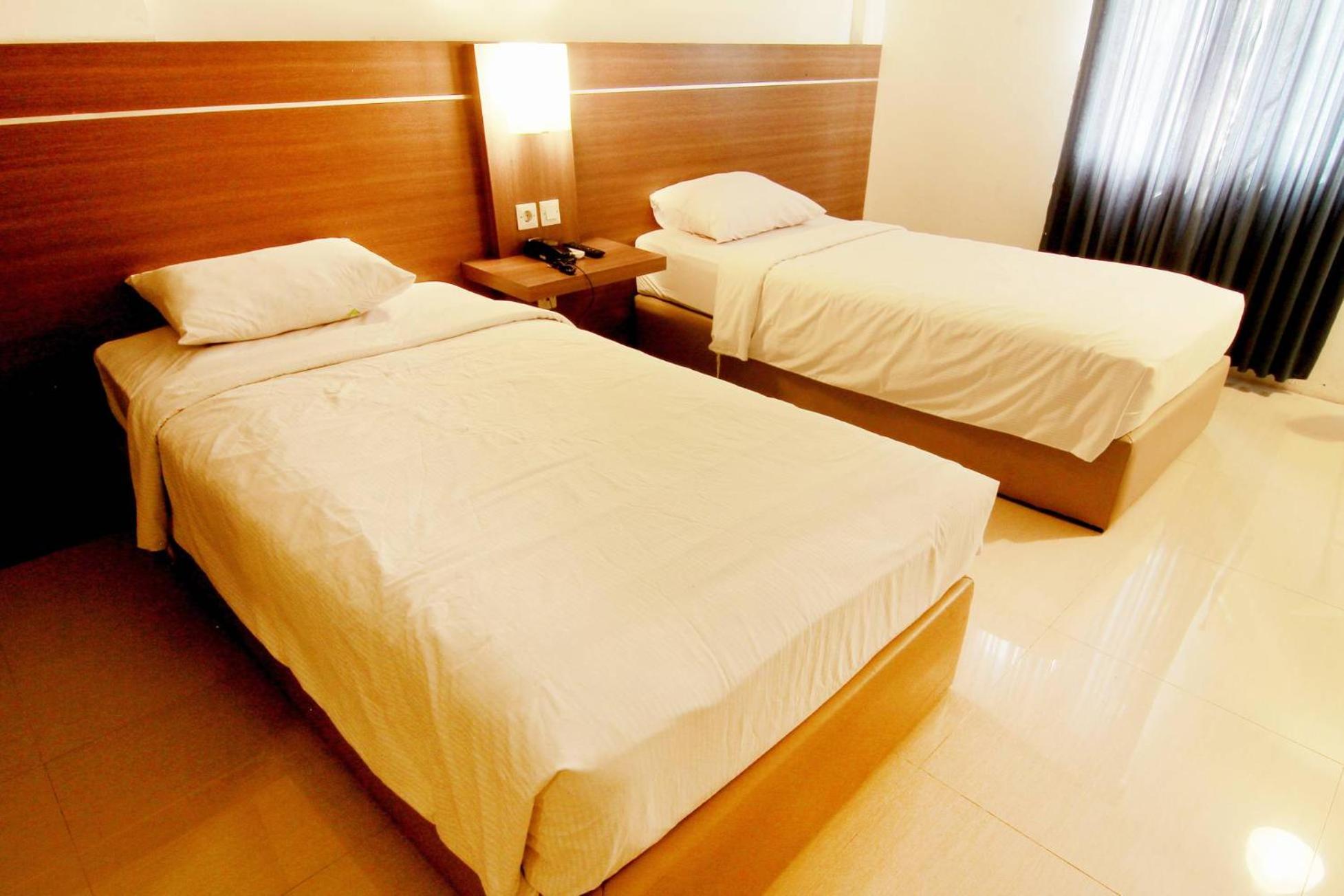 Deluxe Twin Room photo 2
