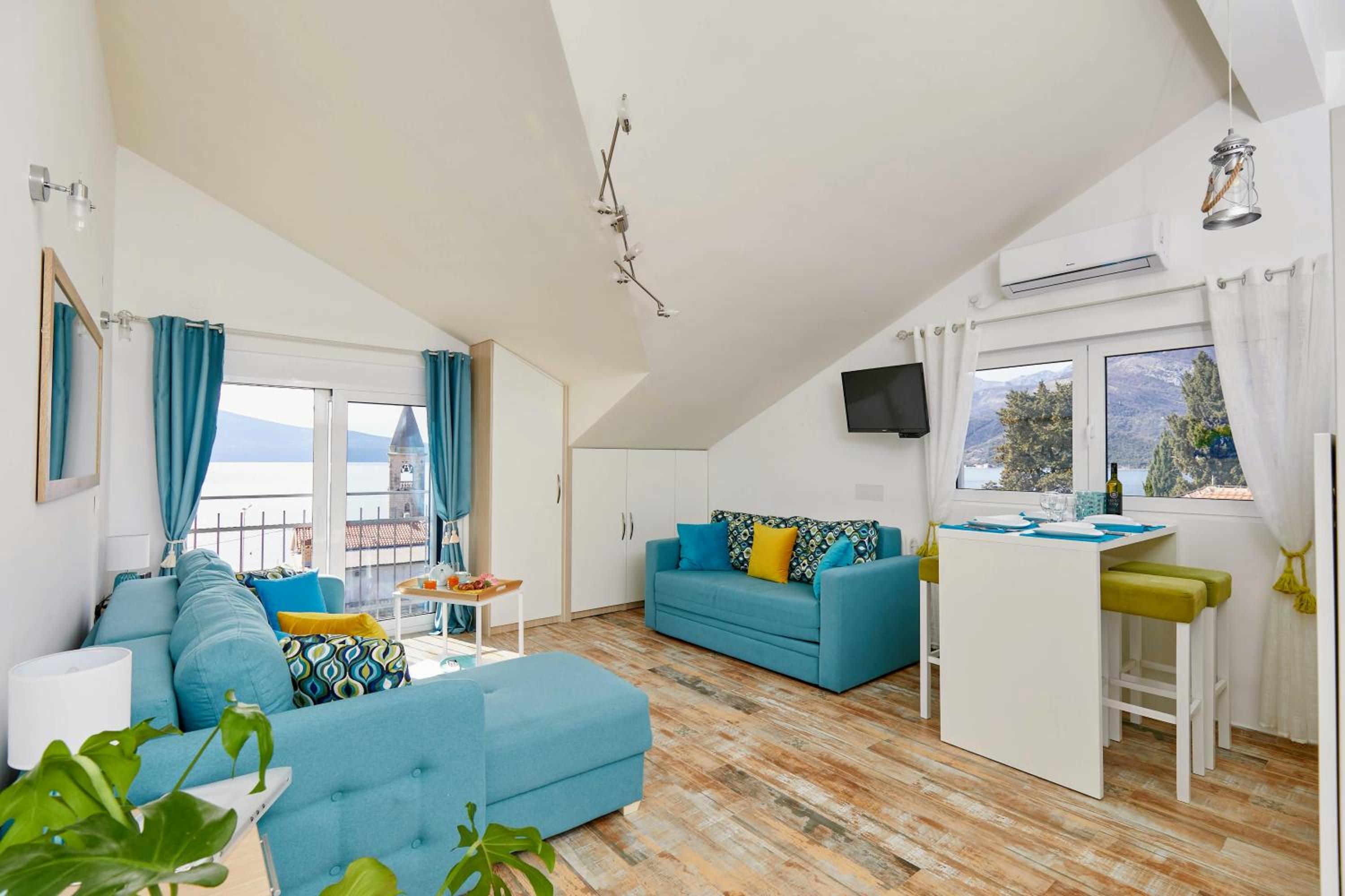 Two-Bedroom Apartment with Sea View