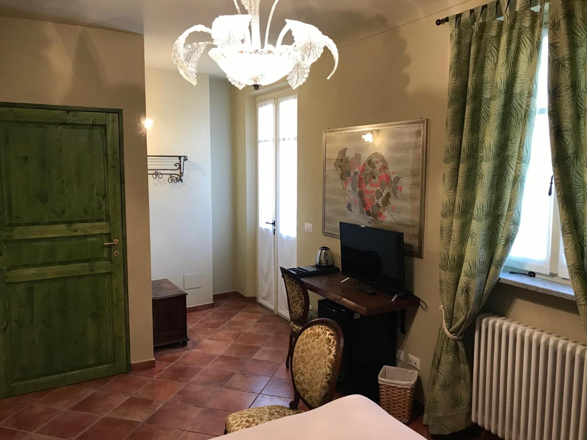 Double Room - Disability Access - Photo 3
