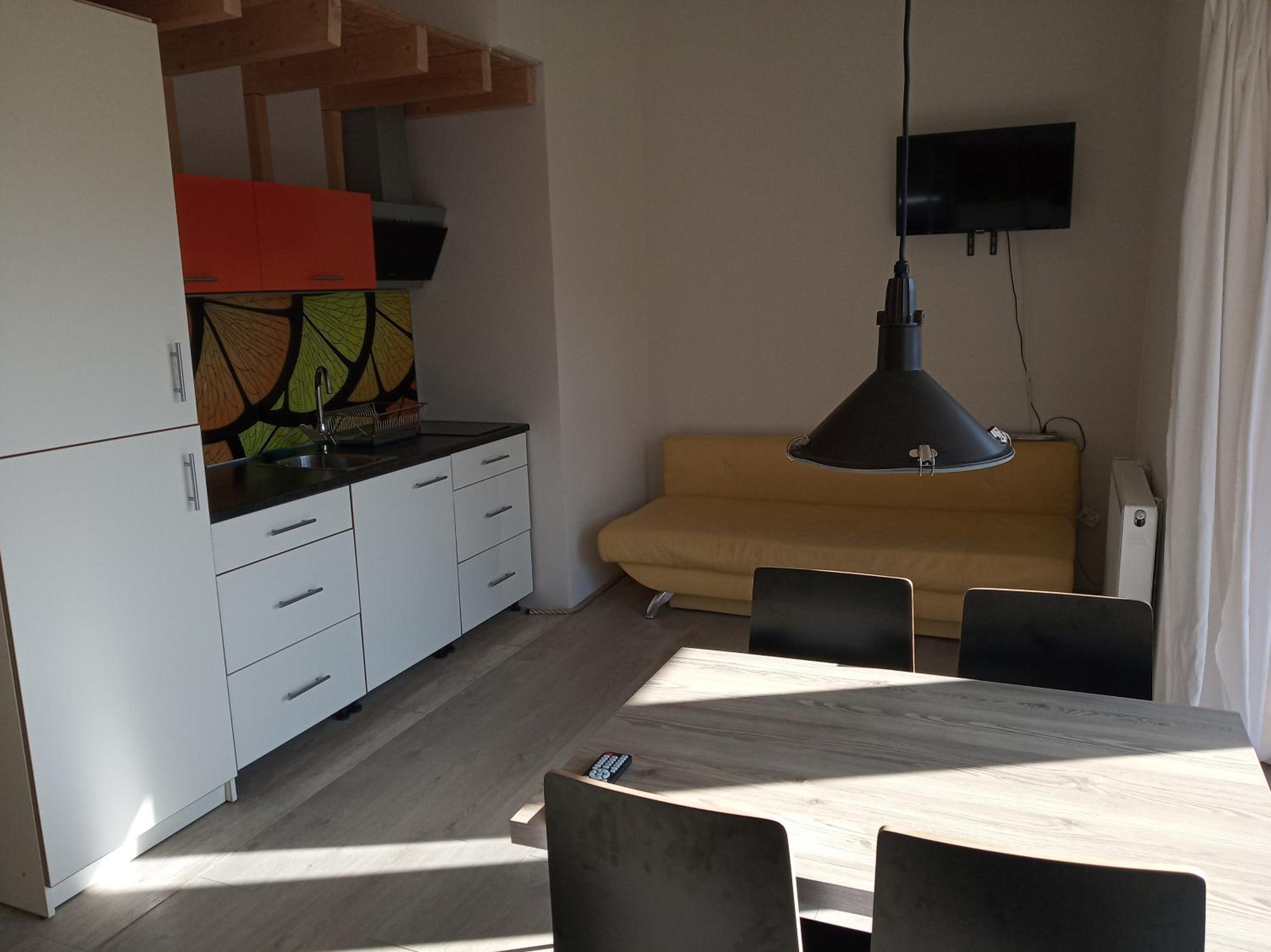 Studio Apartment - Photo 8