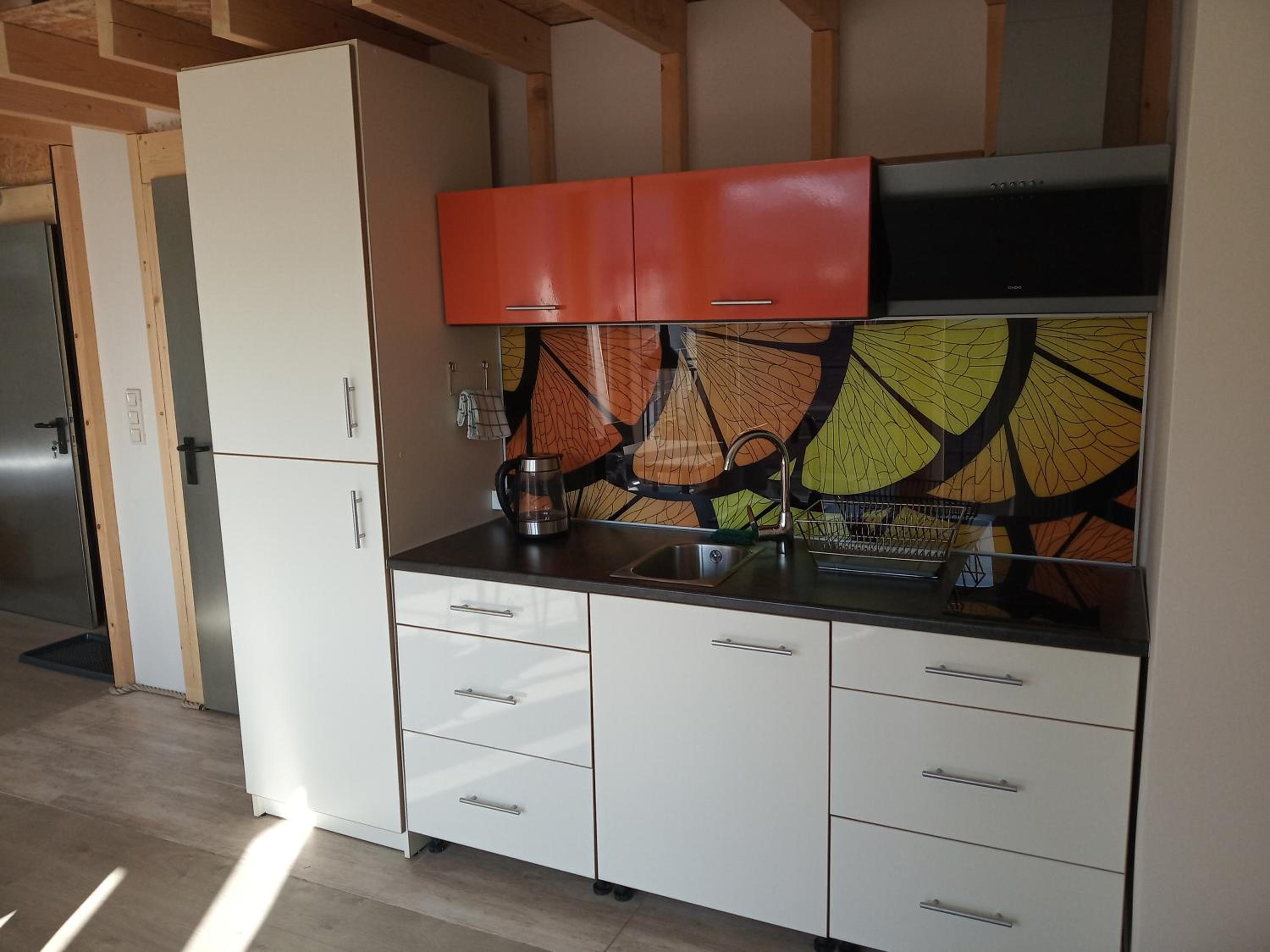 Studio Apartment - Photo 1