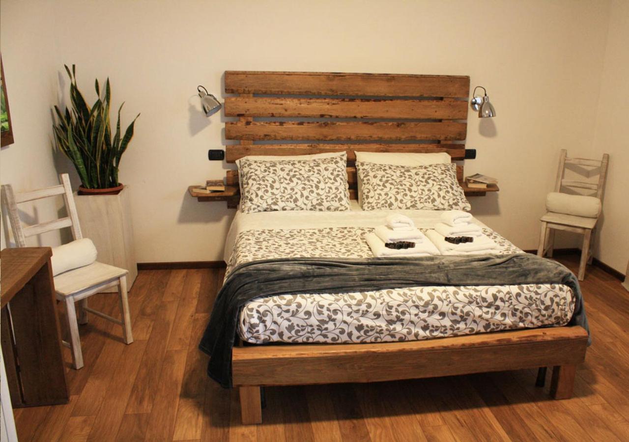 Triple Room with Bathroom - Photo 3