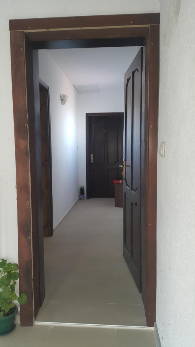 Apartment With Balcony And Garden View photo 2