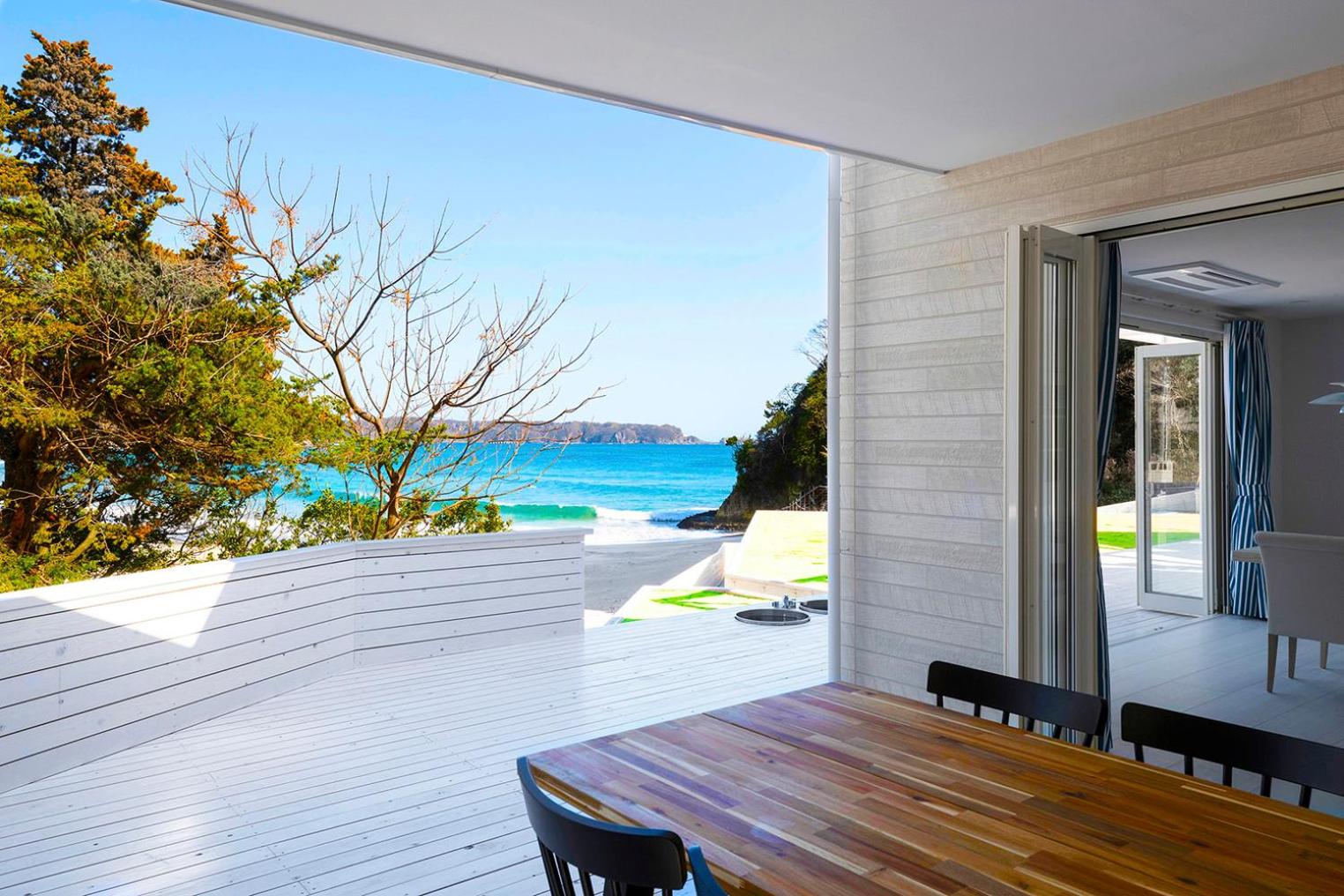 Villa - Beach Front - Photo 7