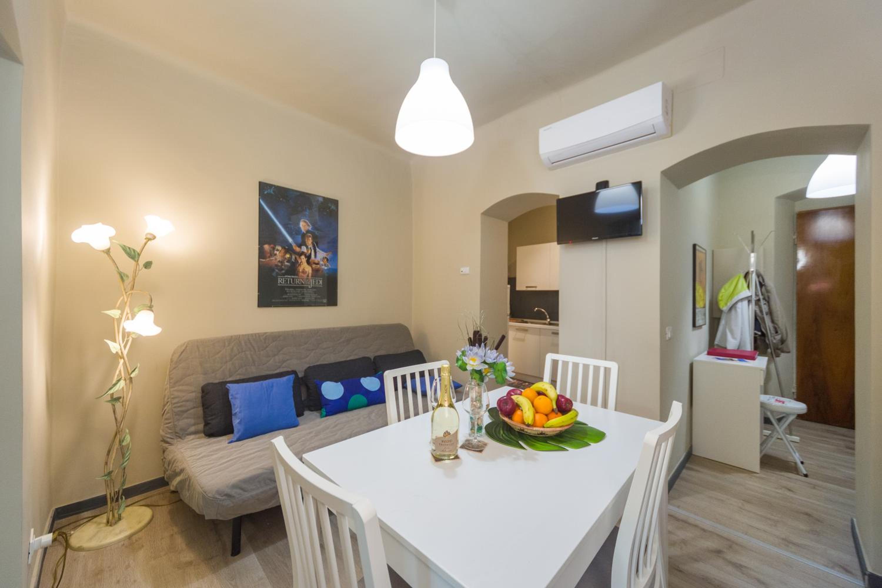 Deluxe Apartment