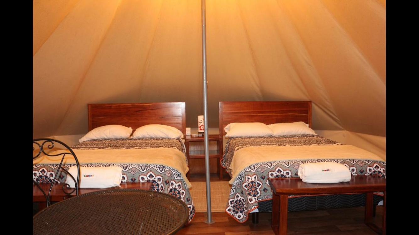 Quadruple Tent - Photo 6