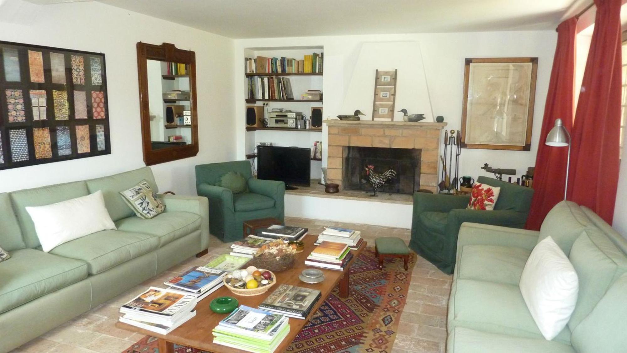 Villa photo 3
