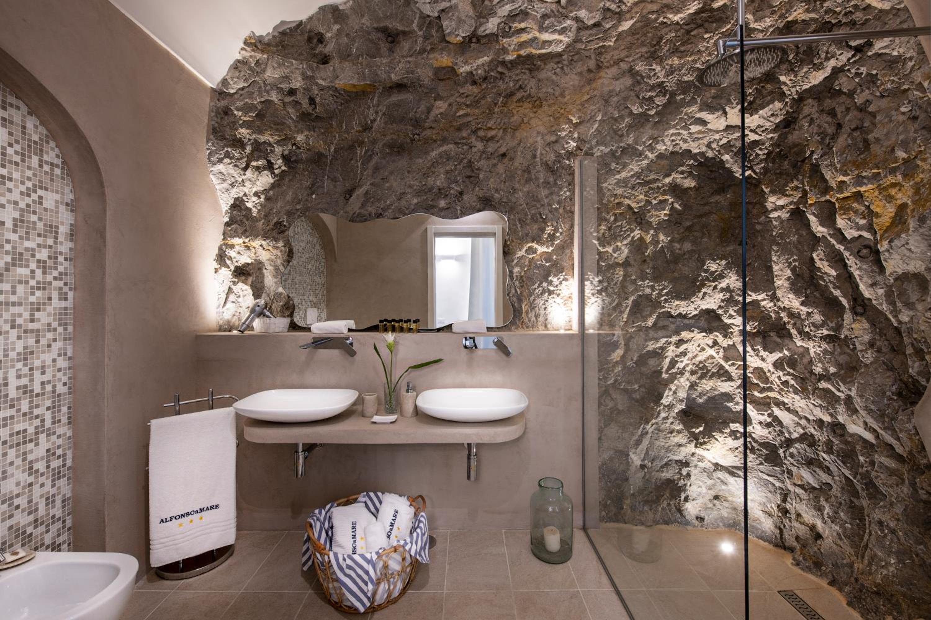 Junior Suite with Sea View - Photo 9
