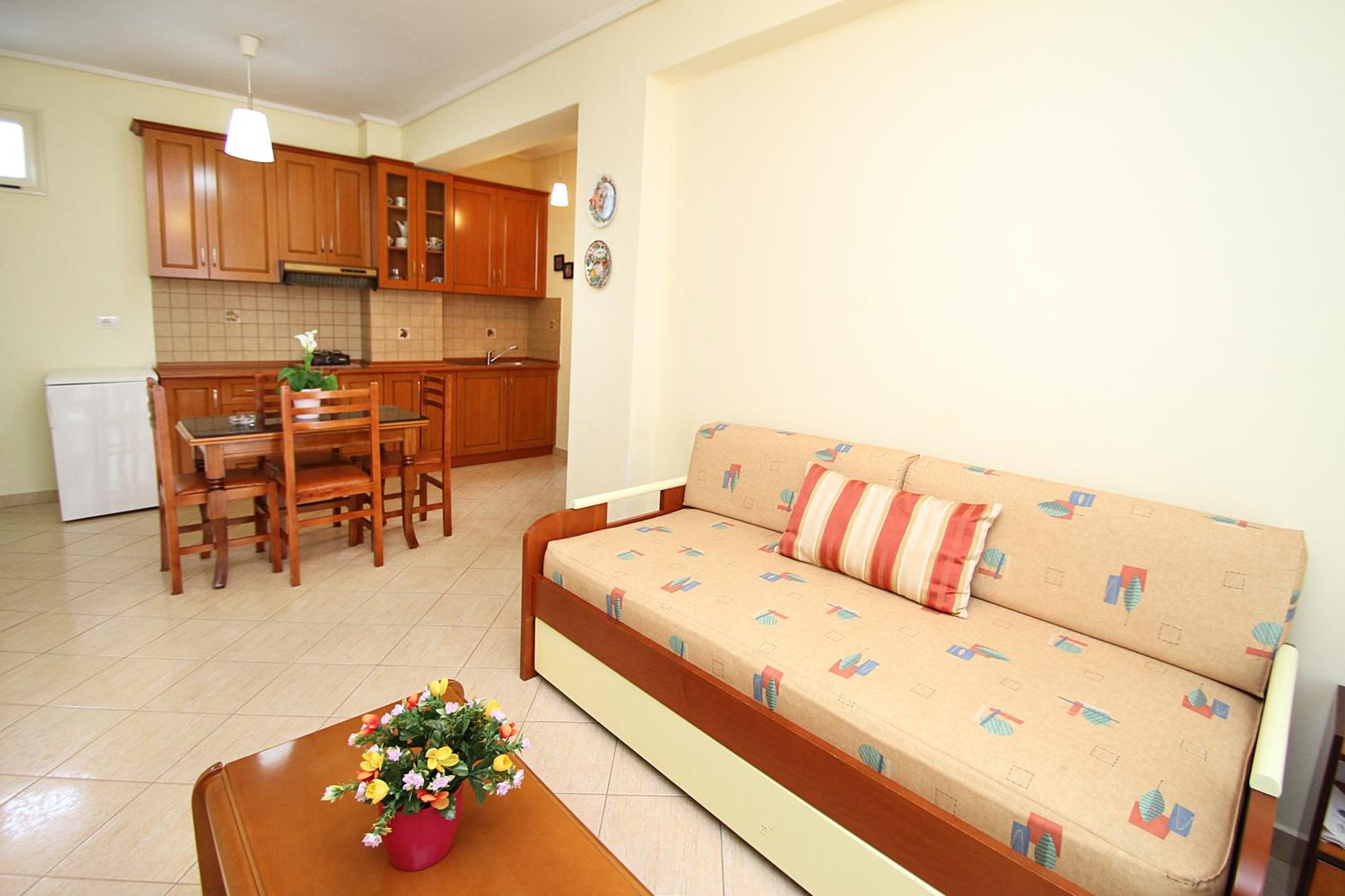 Apartment with Balcony photo 2