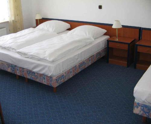 Double Room - Photo 3