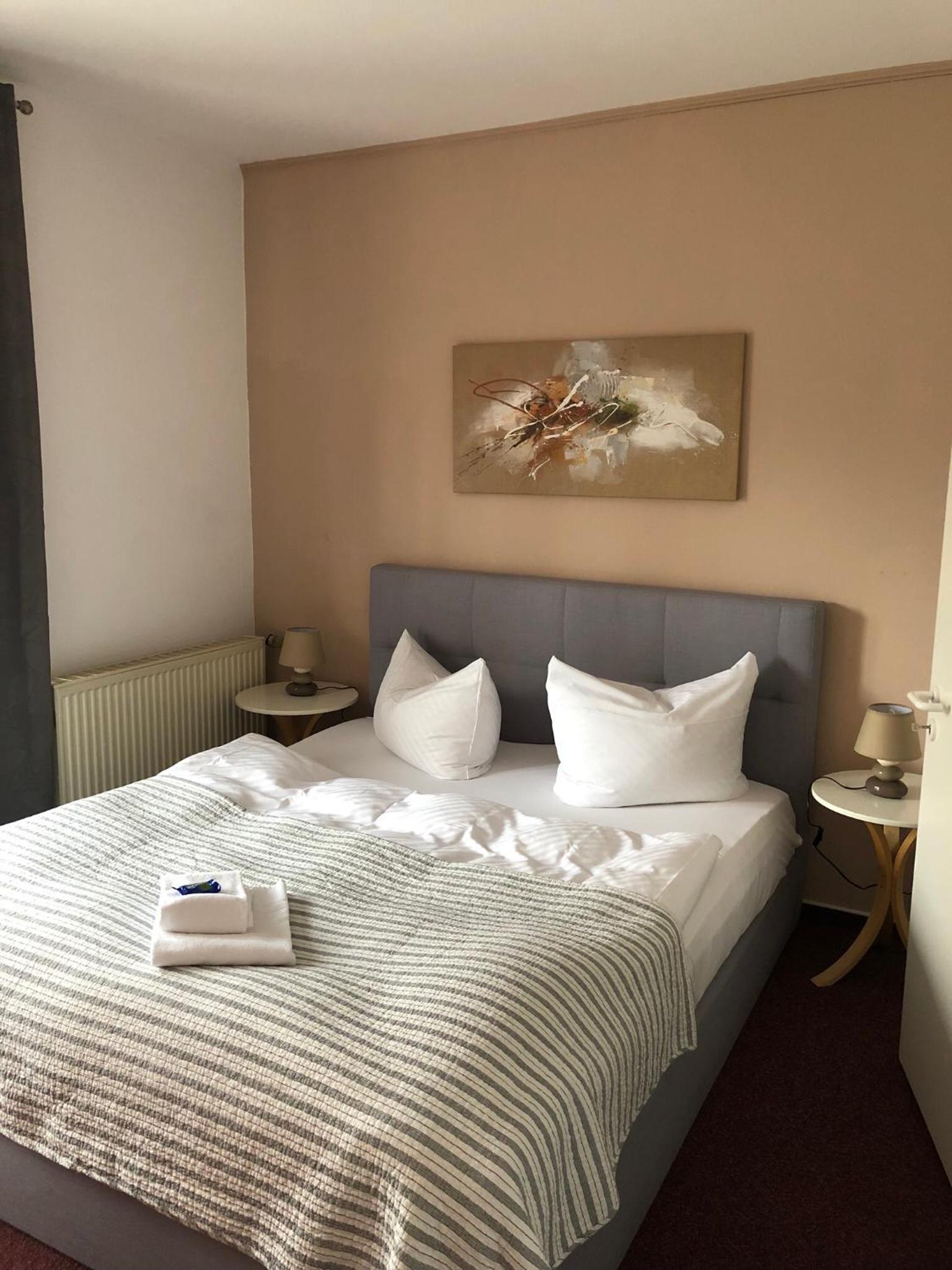 Double Room - Photo 4