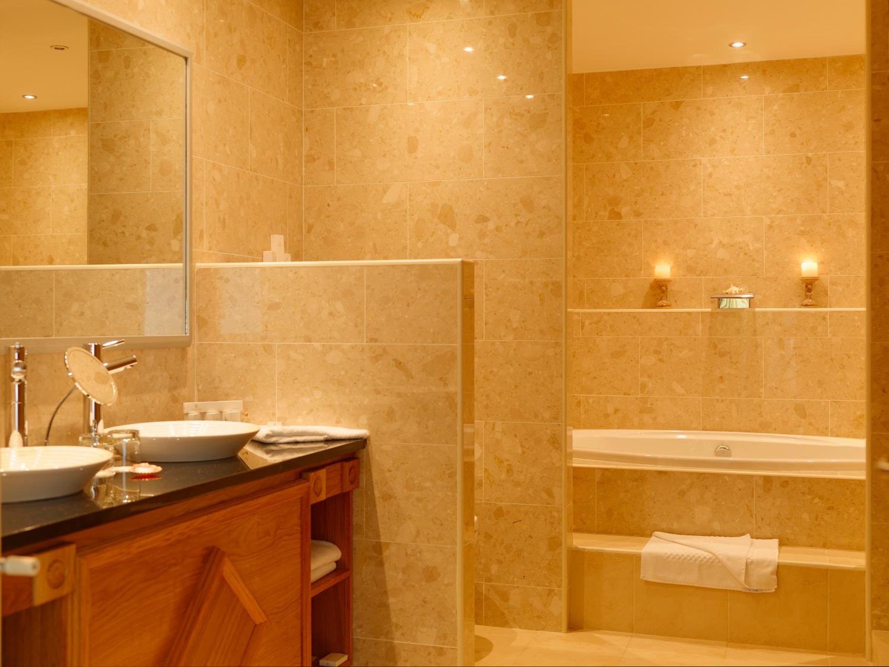 Superior Suite