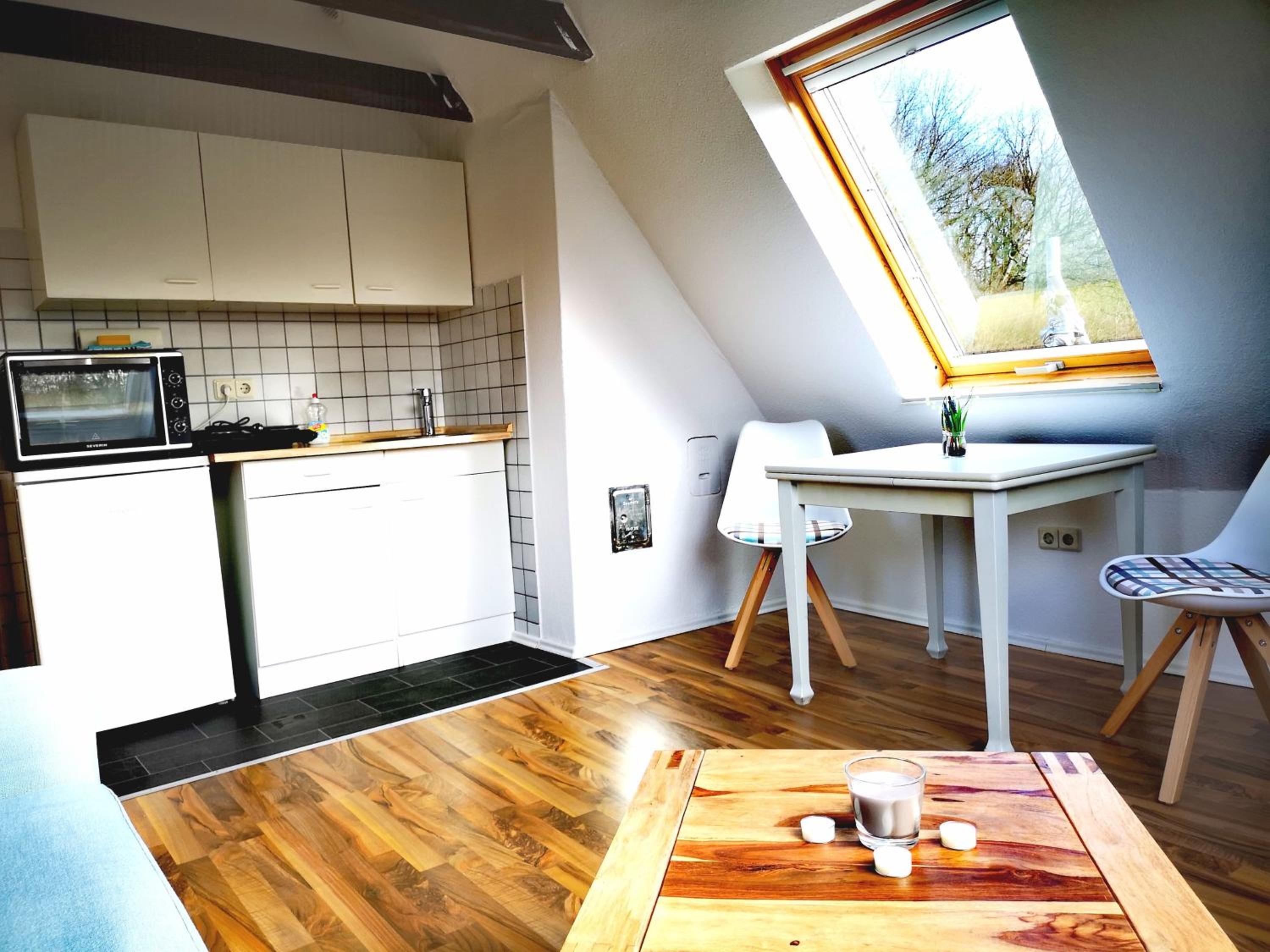 One-Bedroom Apartment With Lake View photo 3
