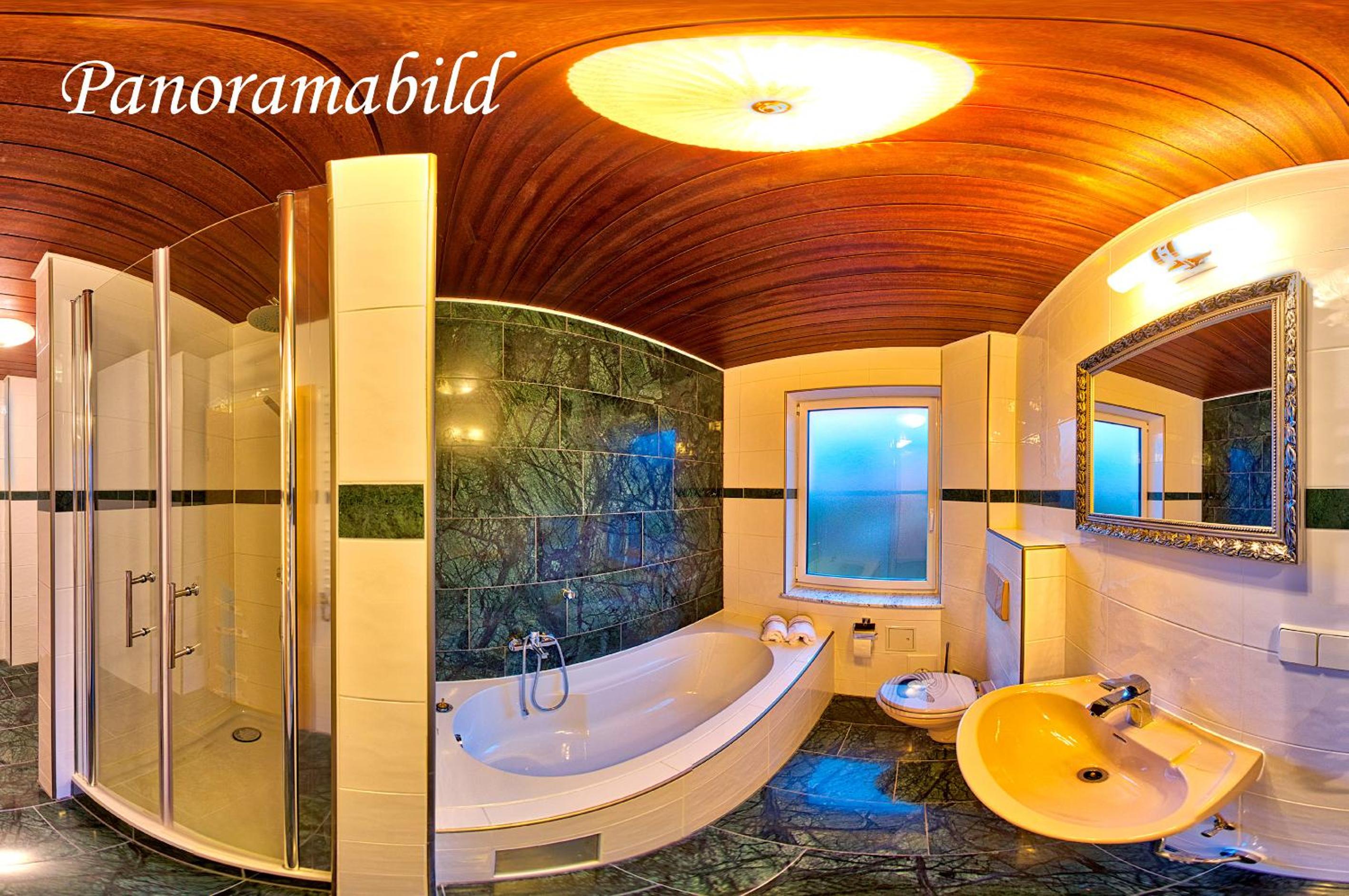 Double Room with Private Bathroom - Photo 8