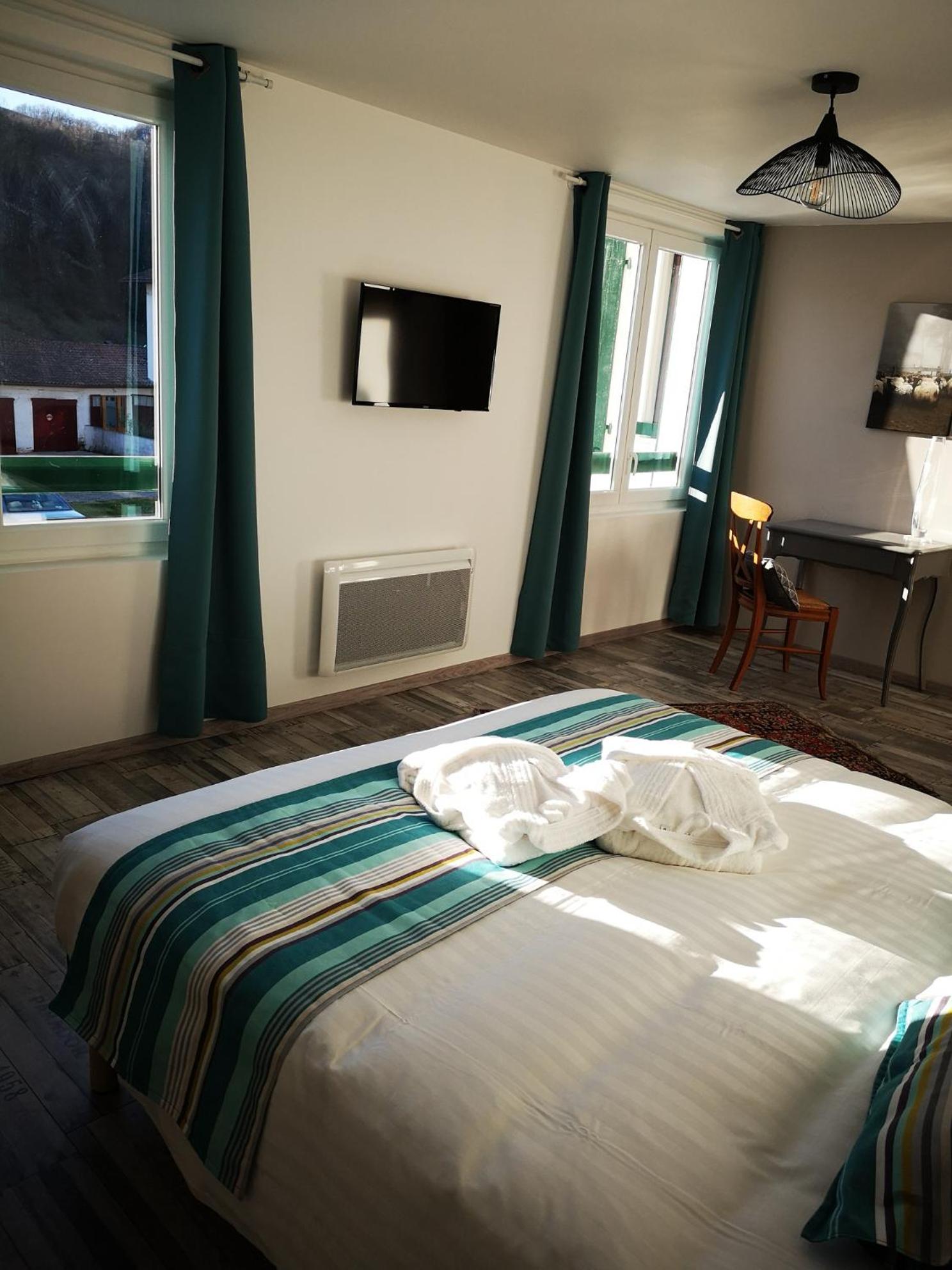 Quadruple Room photo 2