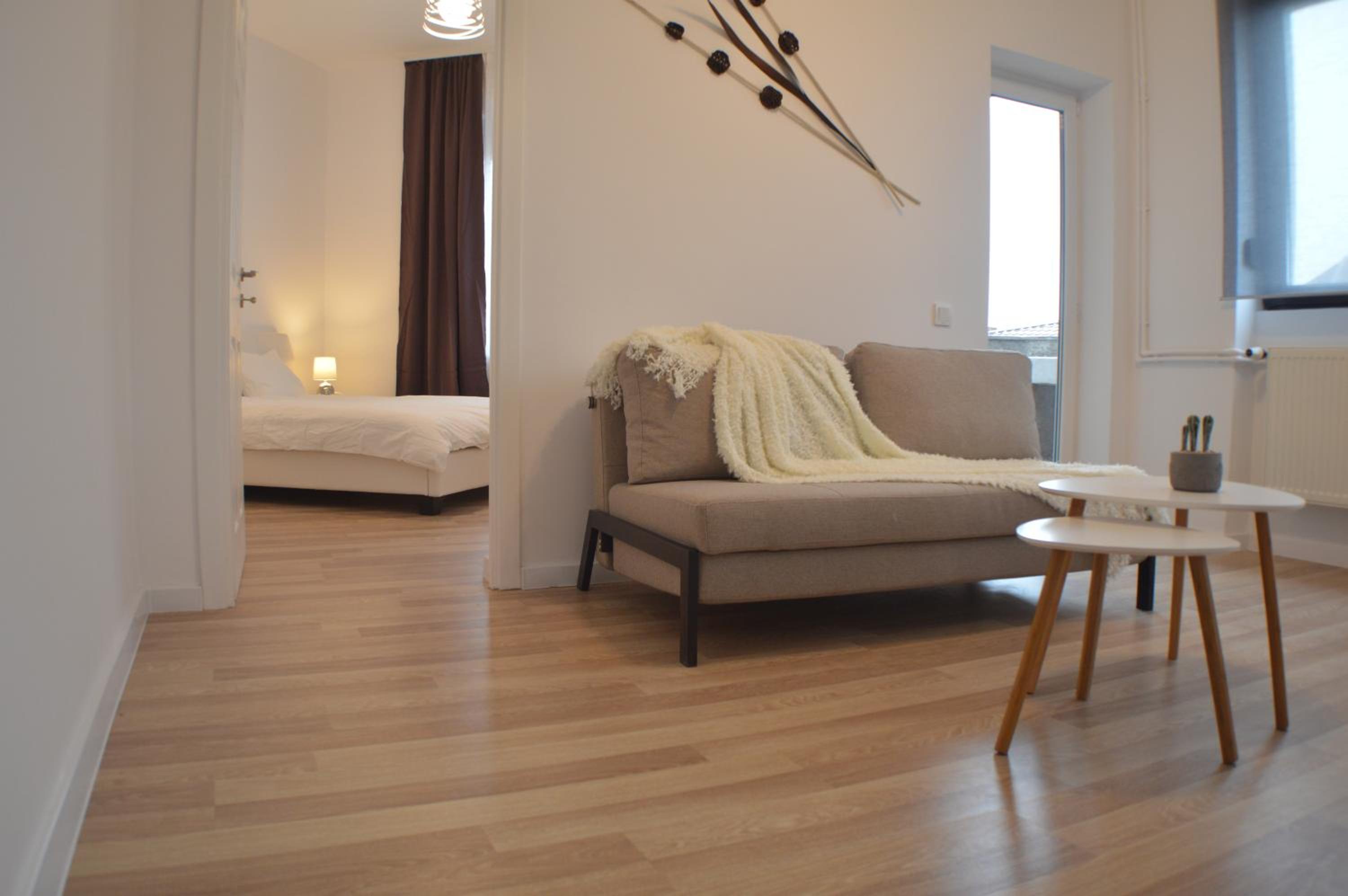 One-Bedroom Apartment - Photo 11