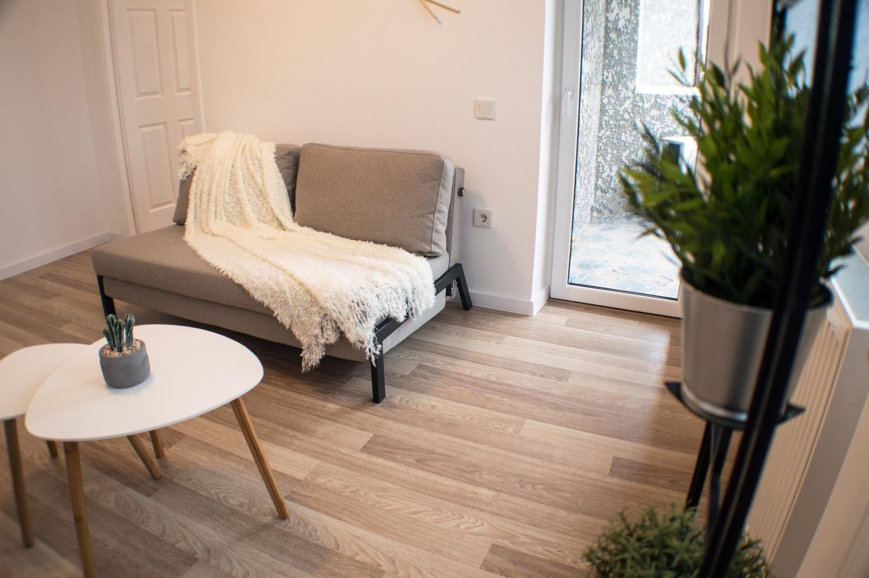 One-Bedroom Apartment - Photo 9