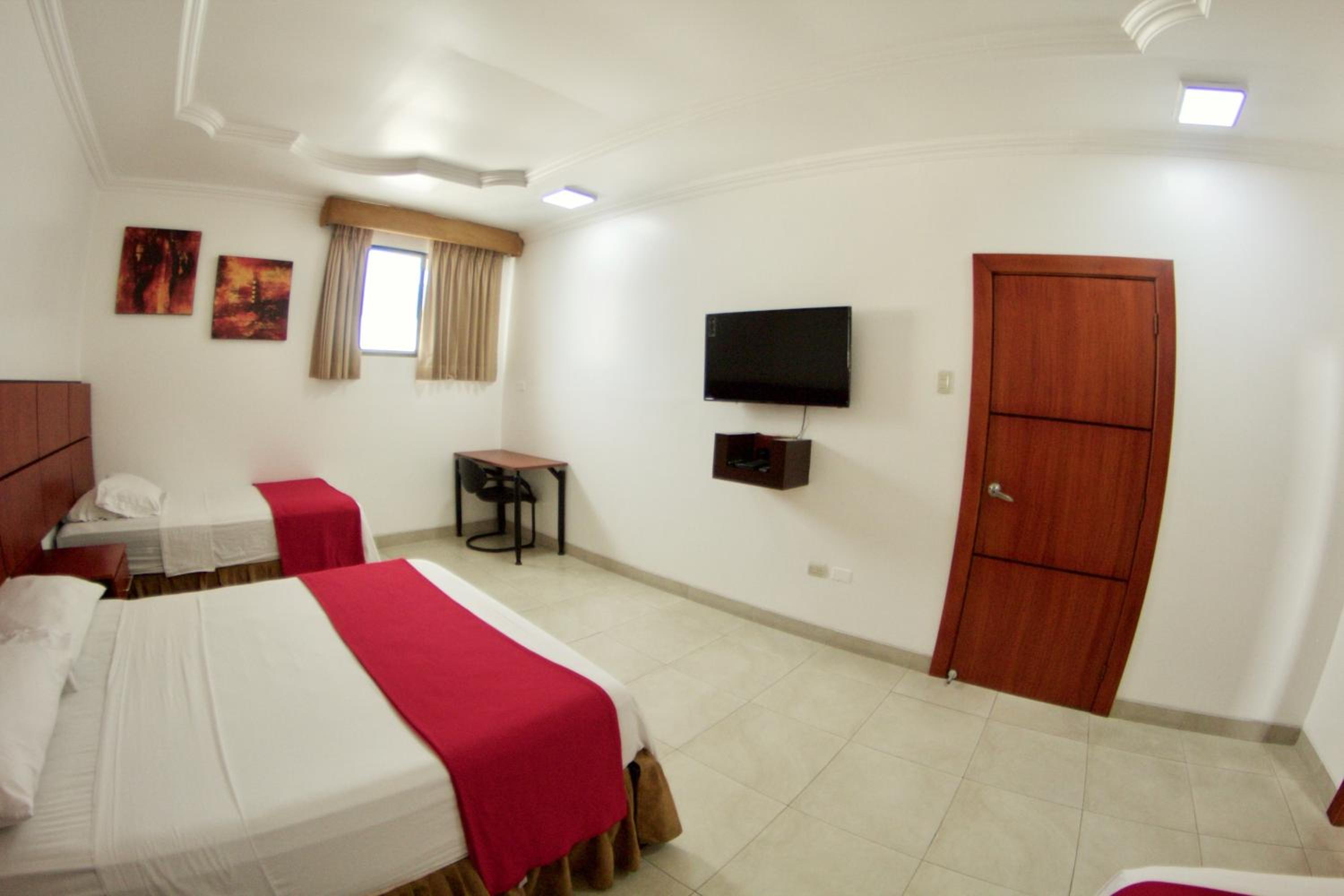 Triple Room photo 2