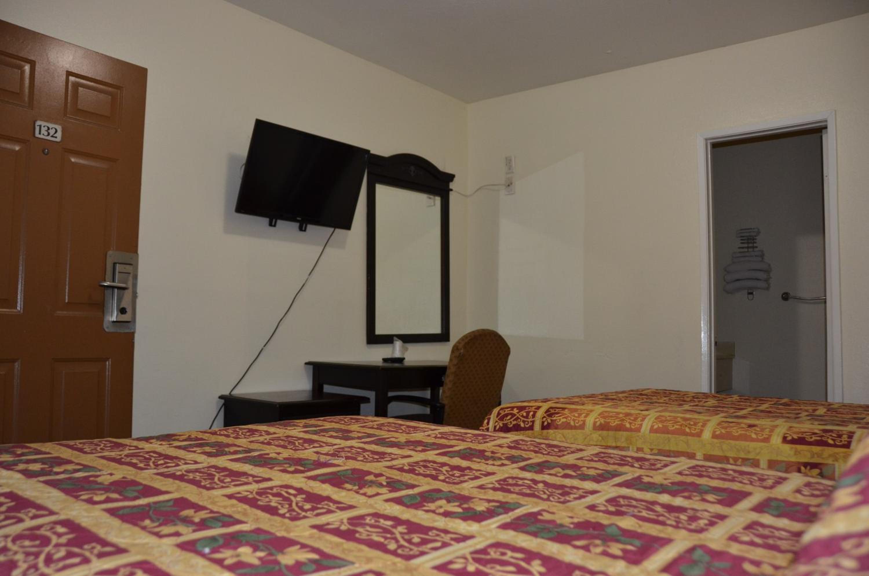 Deluxe Double Room with Extra Bed photo 1