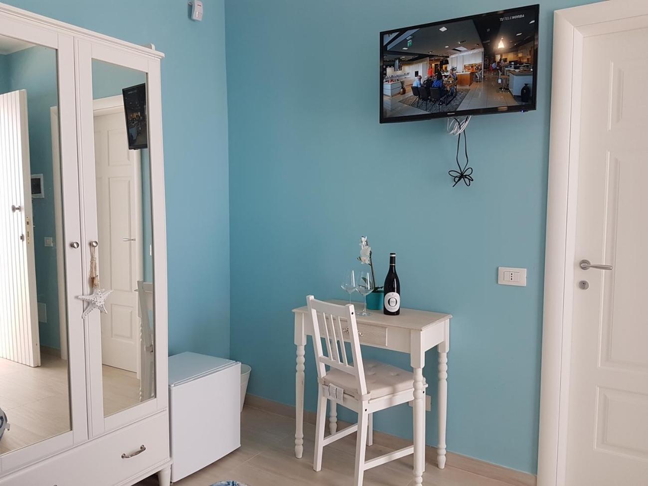 Double Room with Private Bathroom photo 2