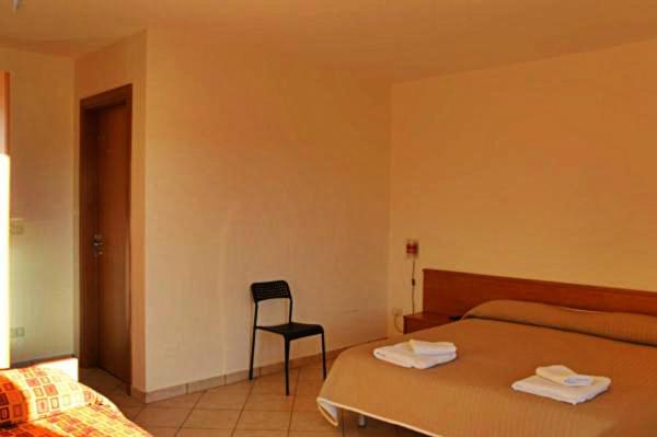 Deluxe Triple Room - Photo 3