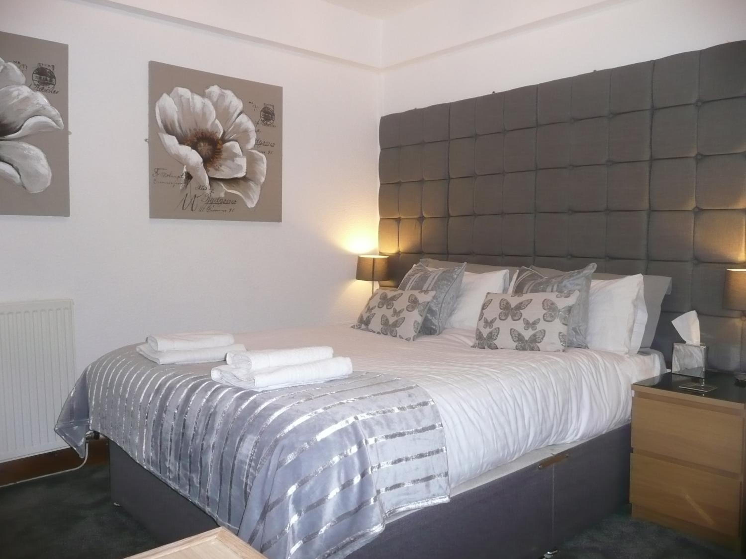 Standard King Room