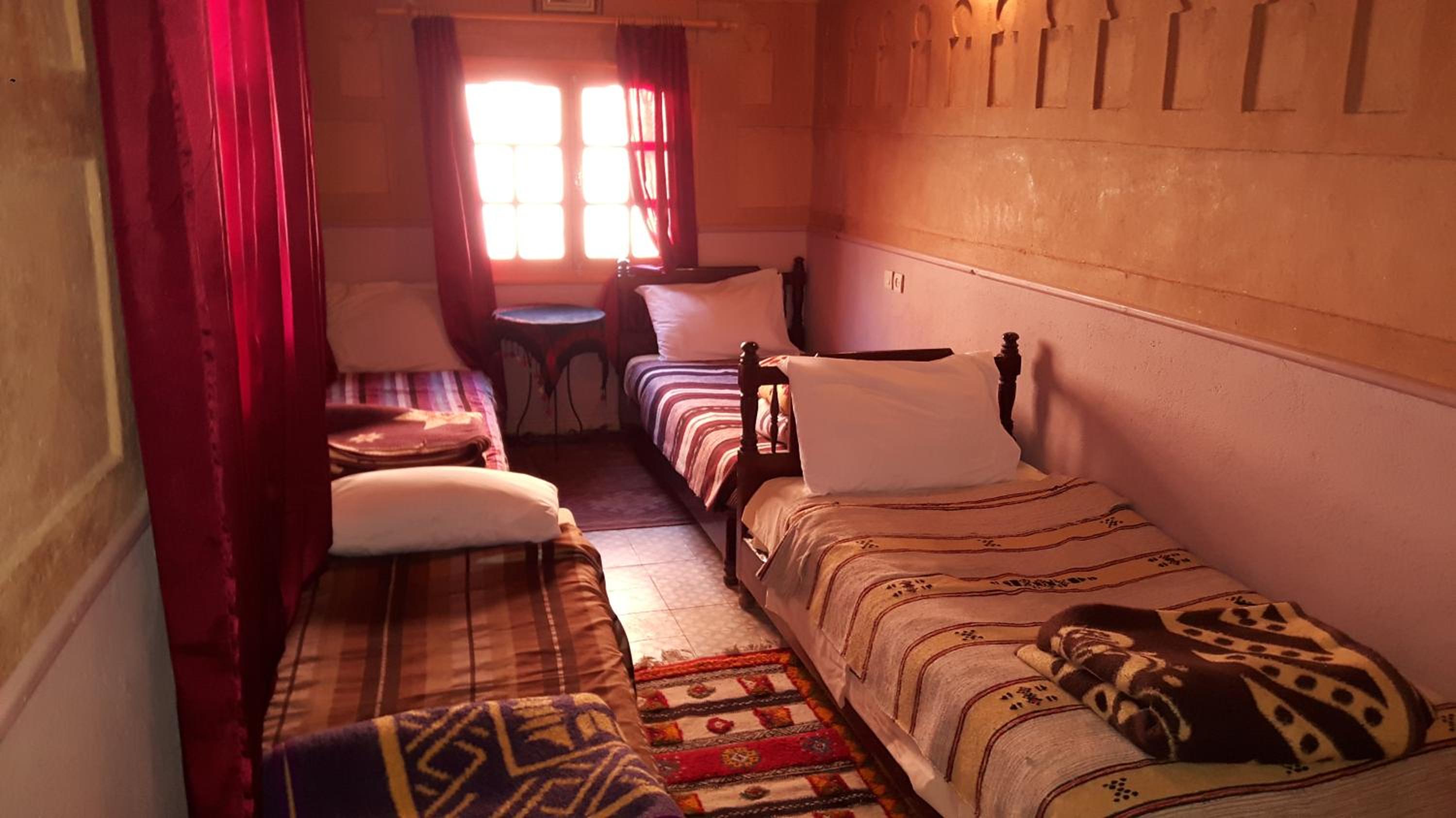 Quadruple Room with Private Bathroom - Photo 1