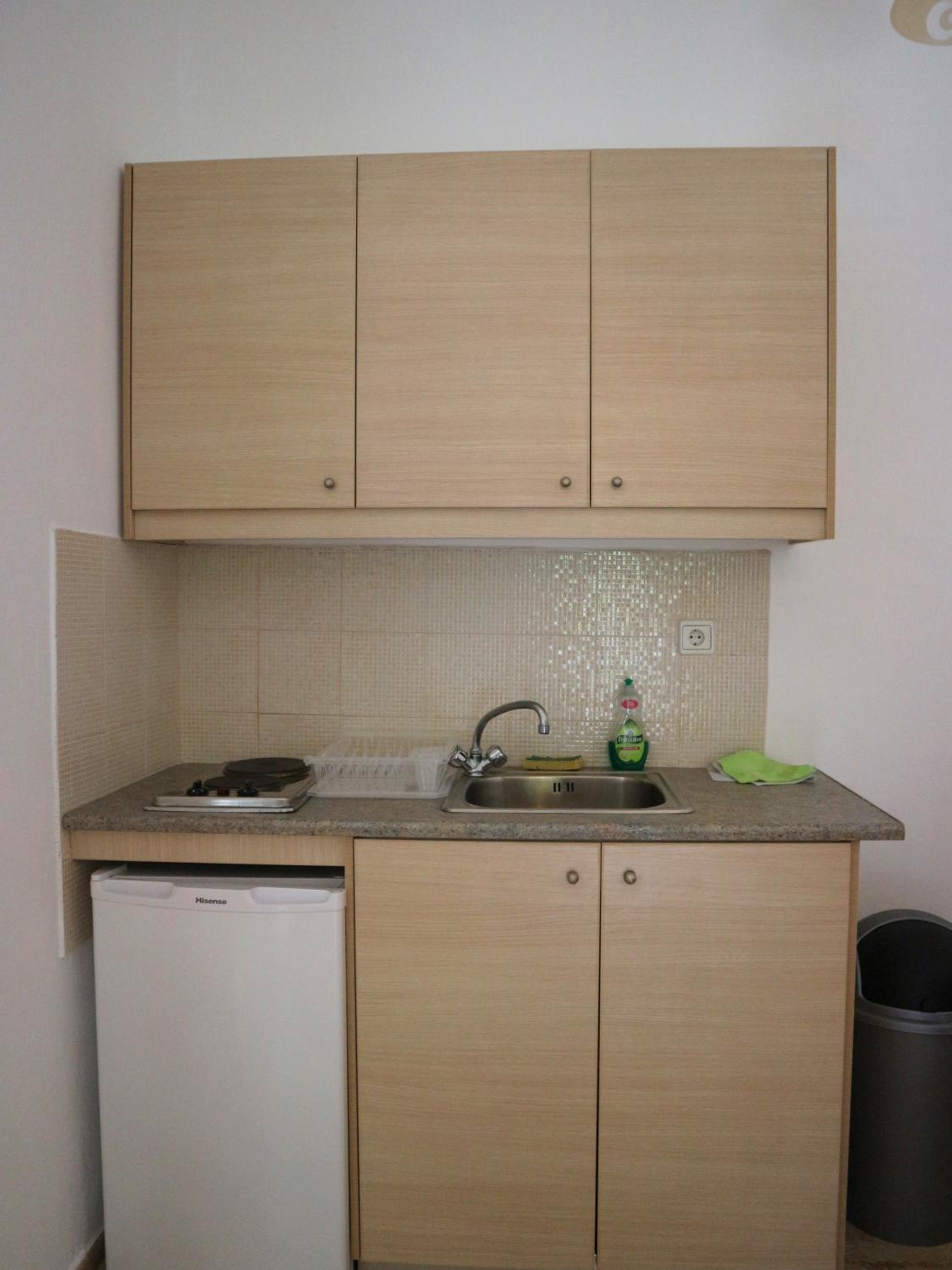 Apartment with Balcony - Photo 12