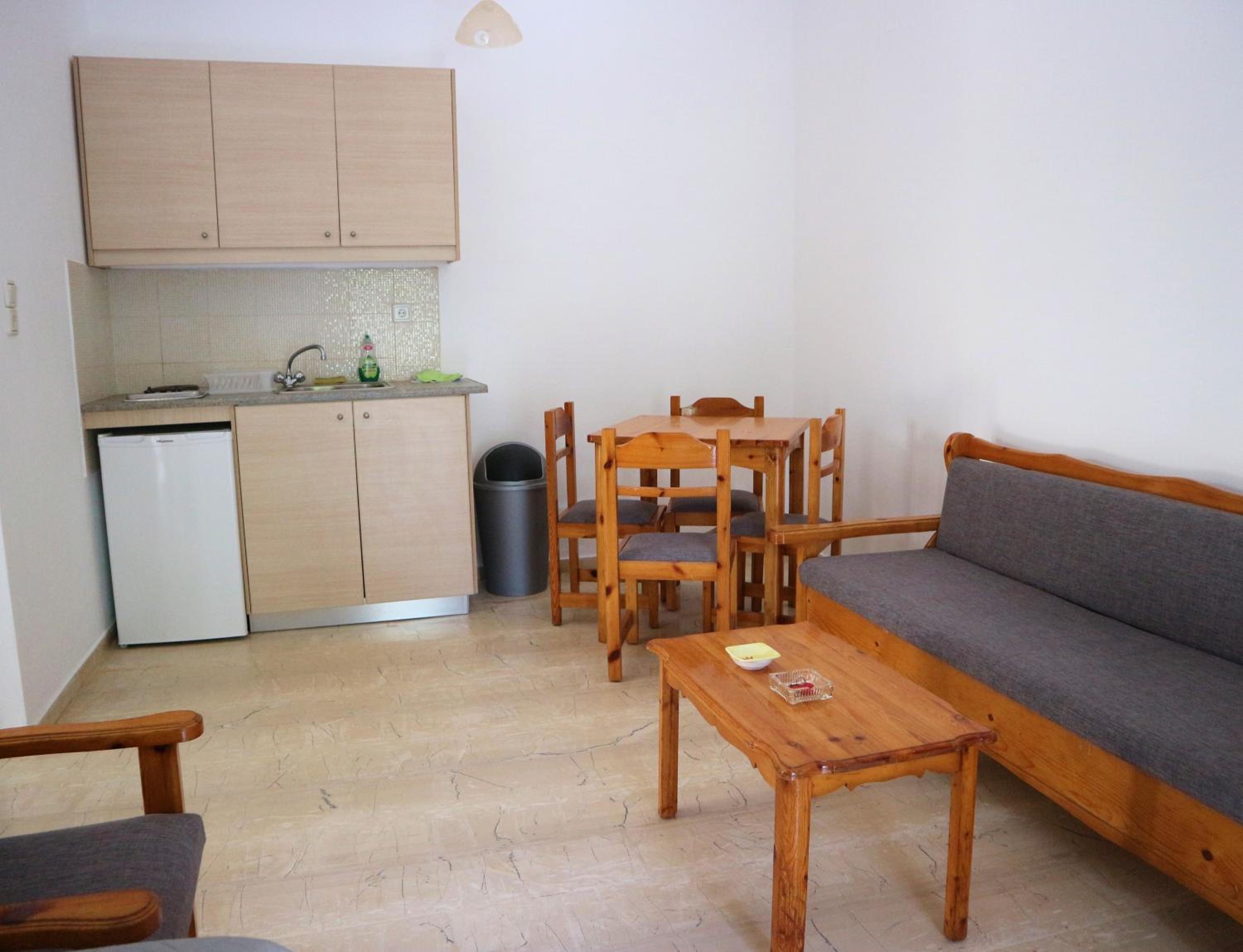Apartment with Balcony - Photo 11