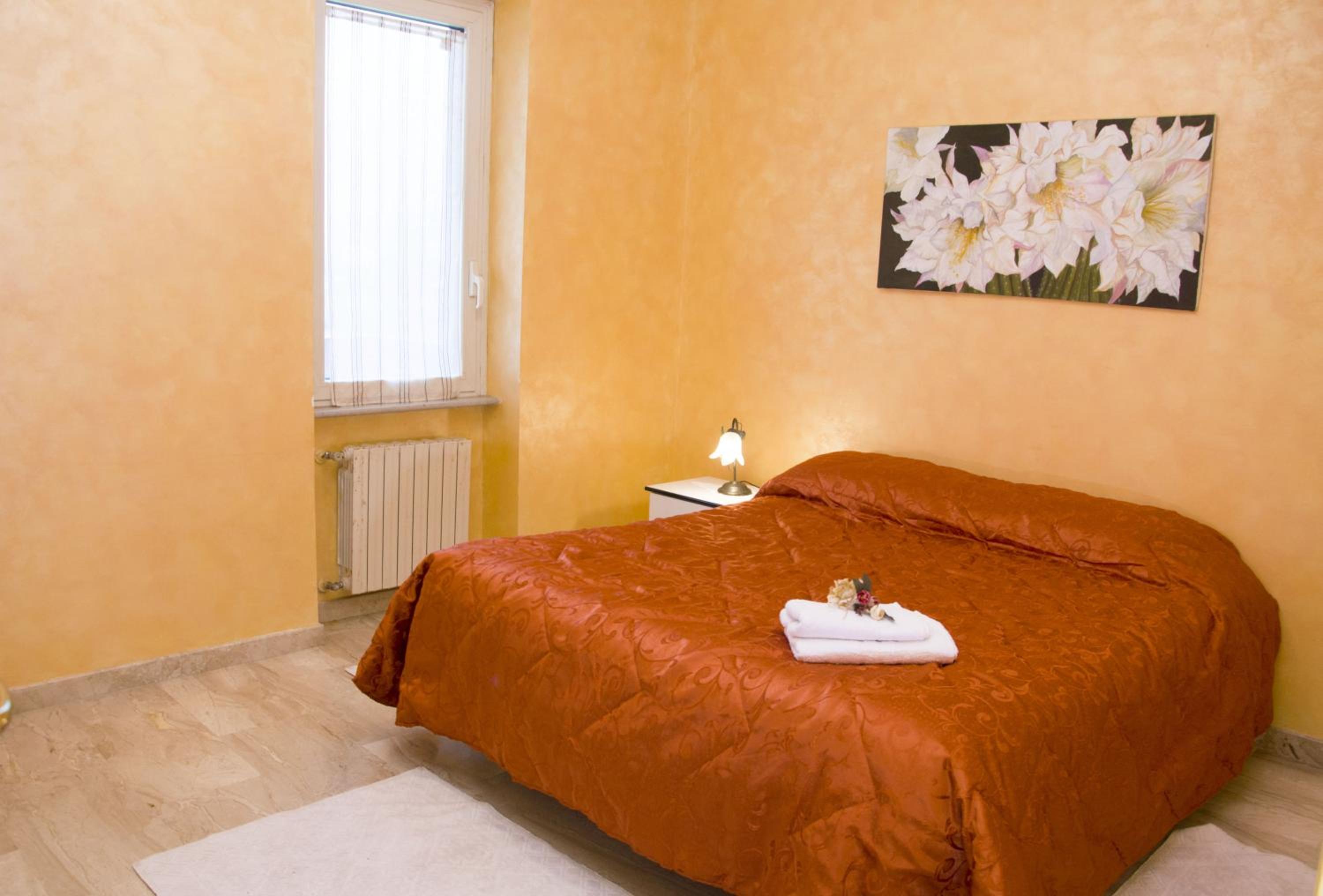 Apartment with Garden View - Photo 1