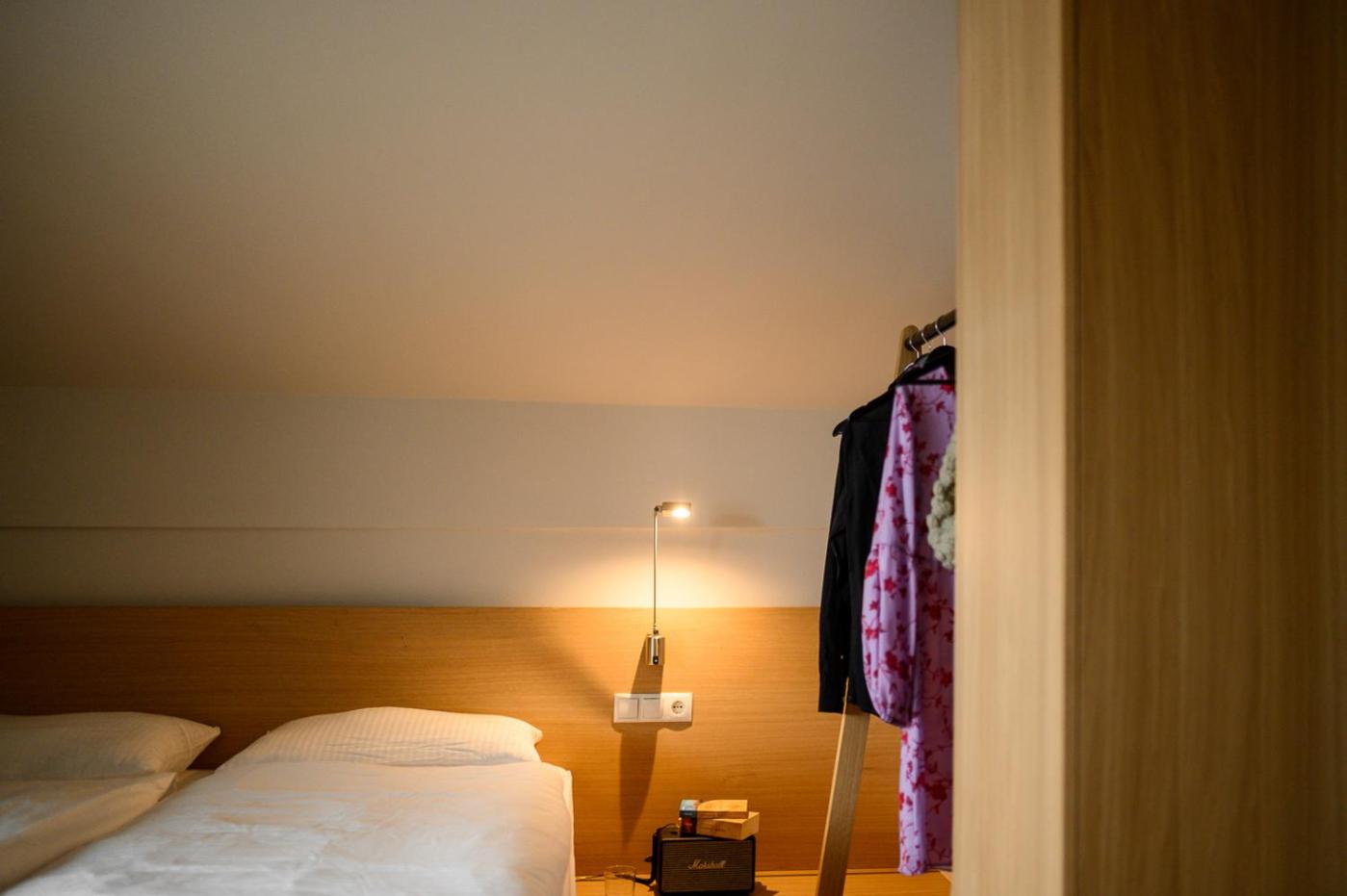 Apartment with Balcony photo 3
