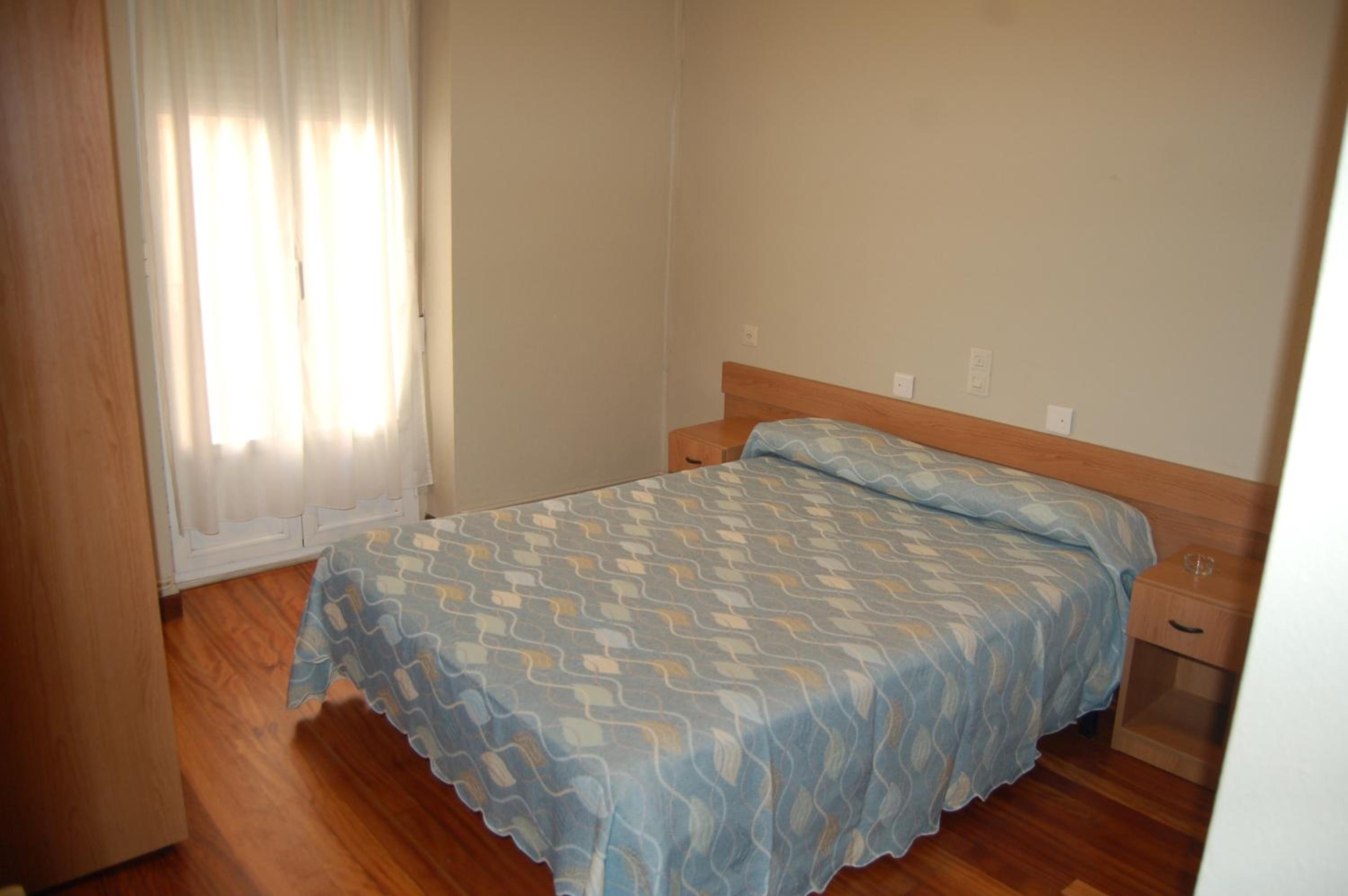 Double or Twin Room - Photo 1