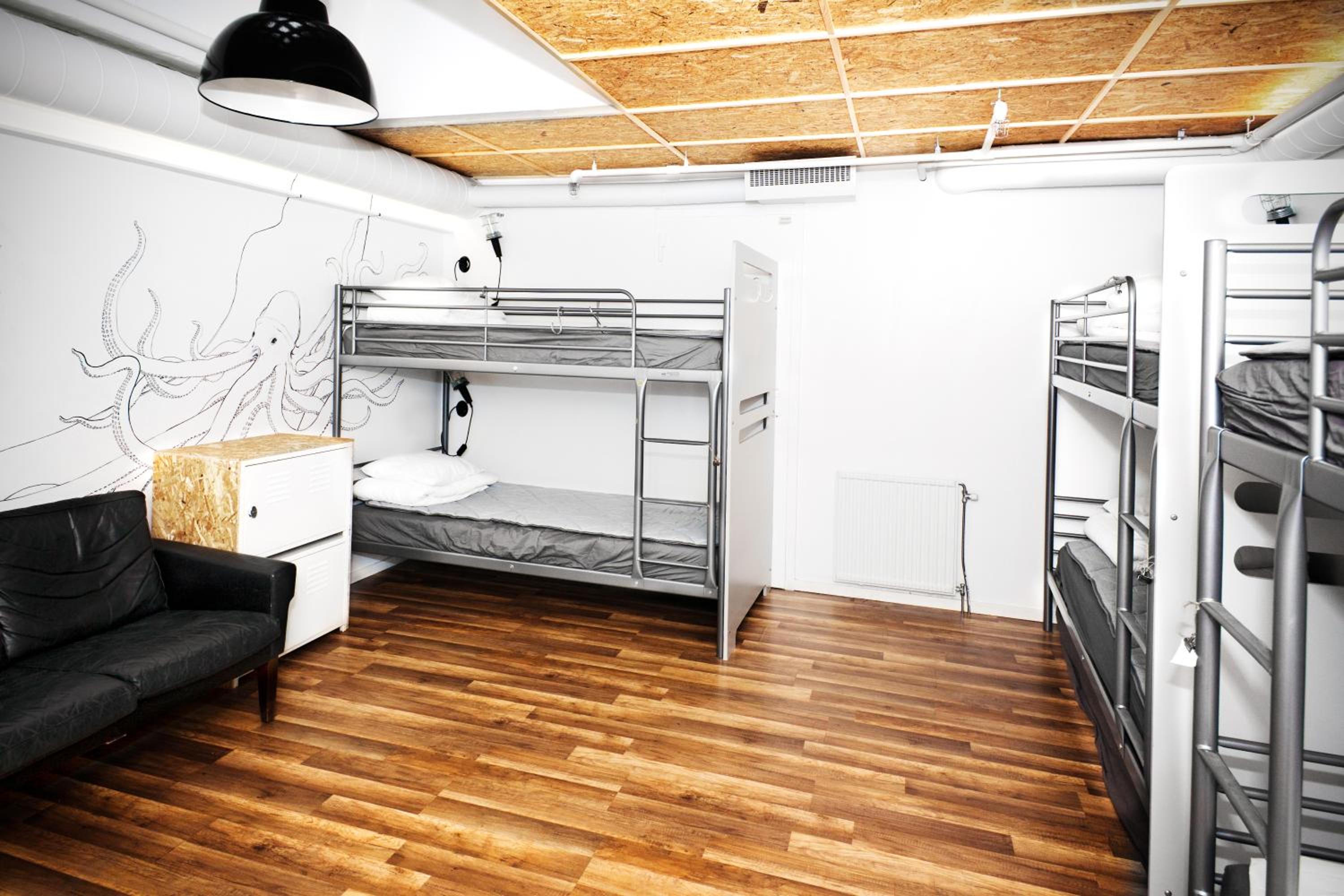 Bed in 6-Bed Dormitory Room