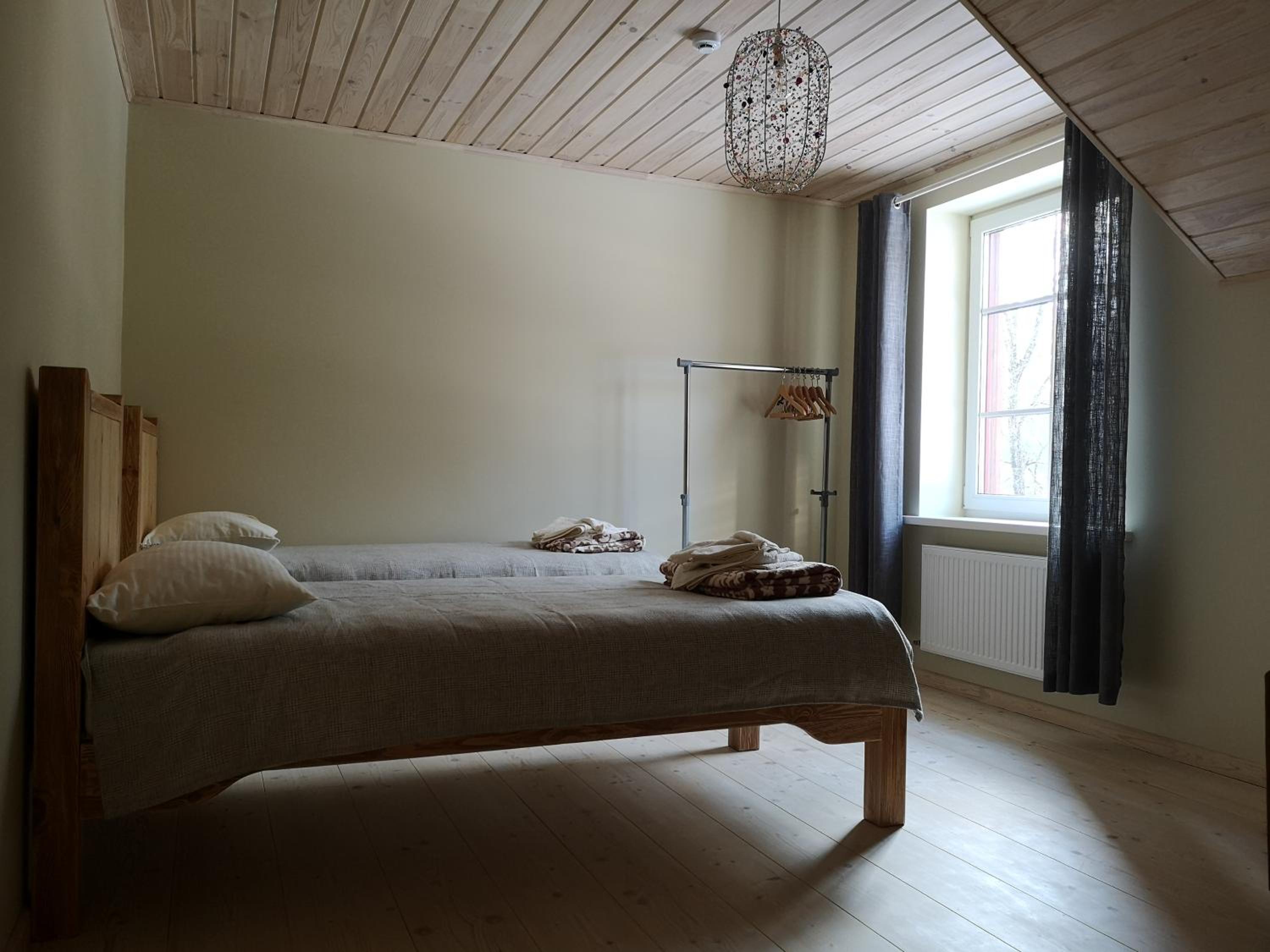 Quadruple Room with Bath - Photo 1