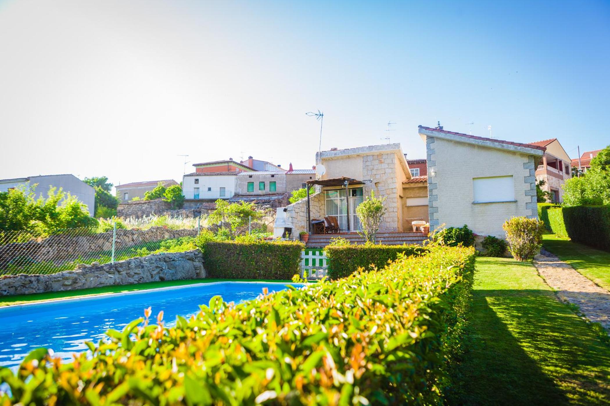 Villa de Tres Habitaciones