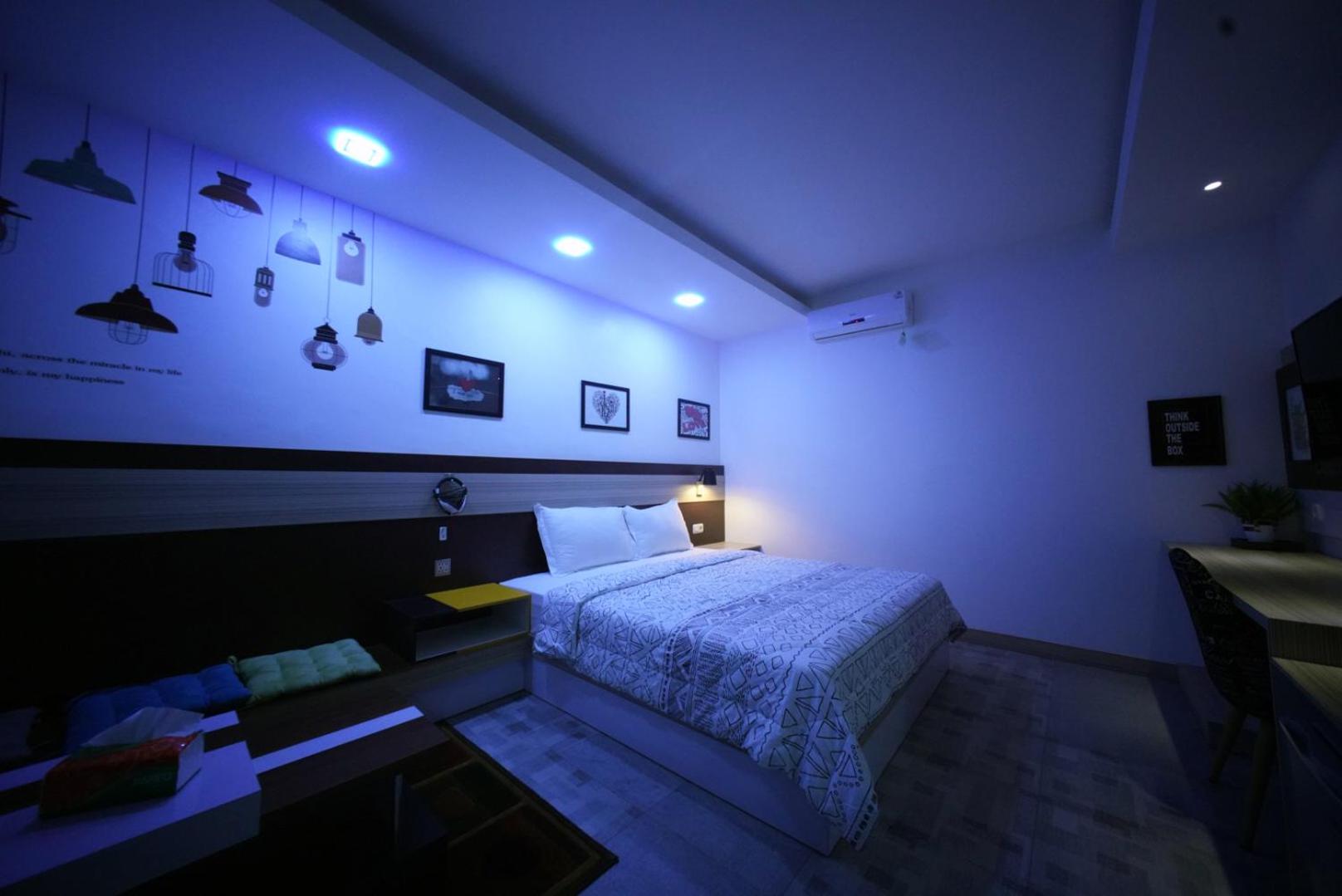Deluxe Double or Twin Room with Balcony - Photo 1