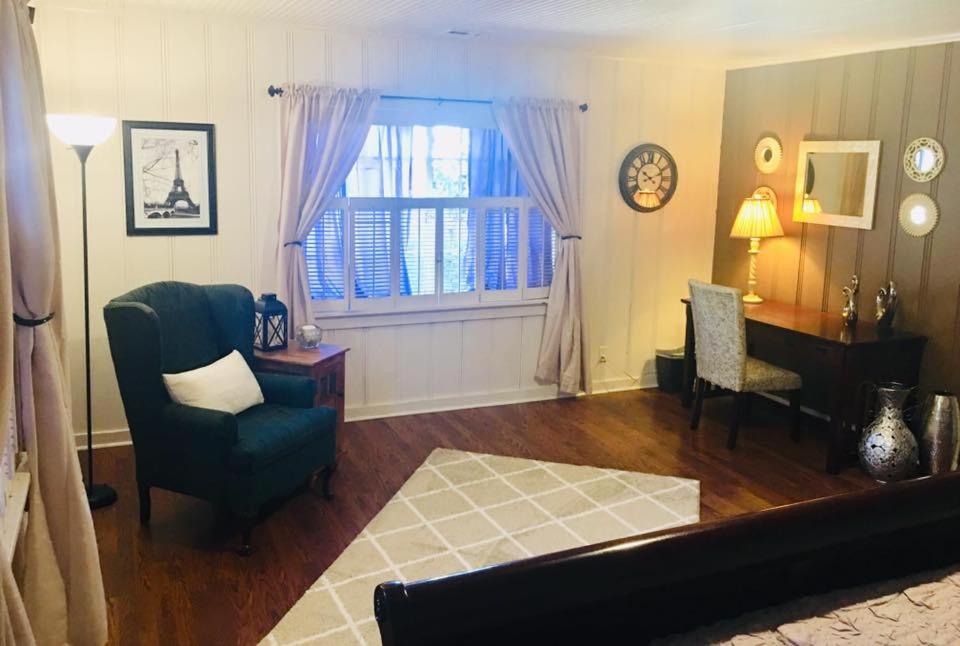 King Room with Garden View photo 2