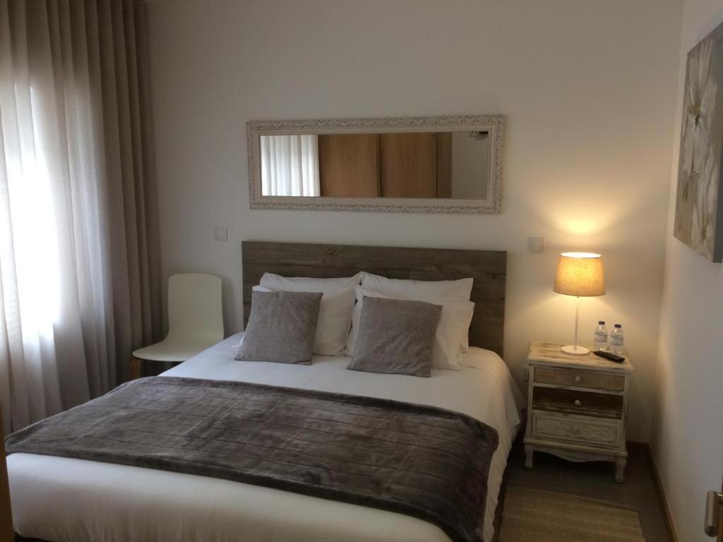 King Room with Balcony - Photo 2