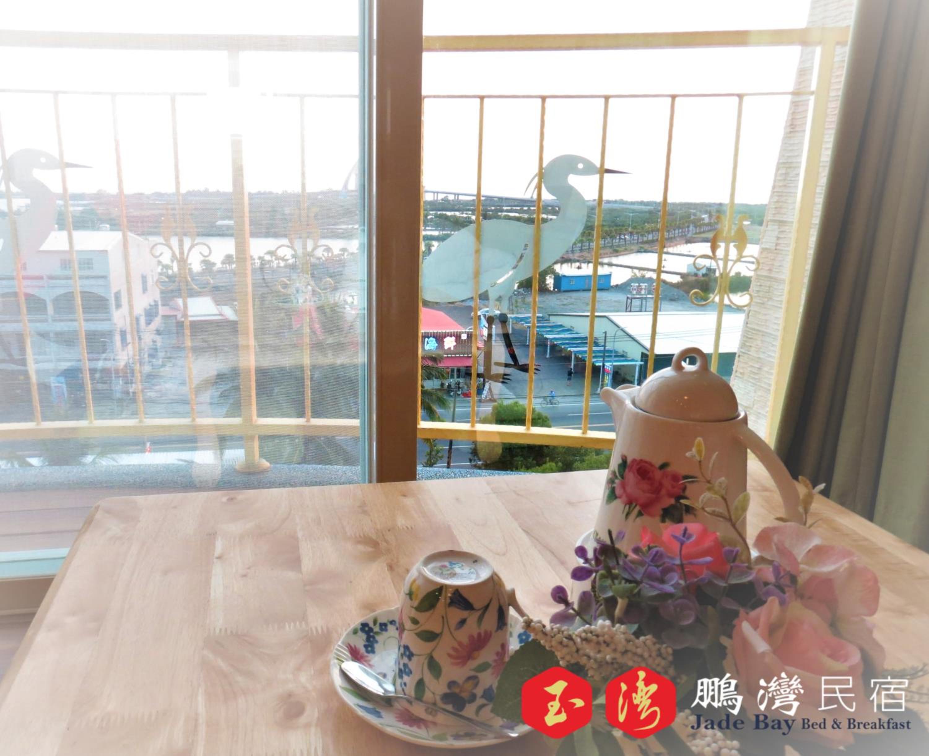 Deluxe Double or Twin Room with Ocean View photo 2