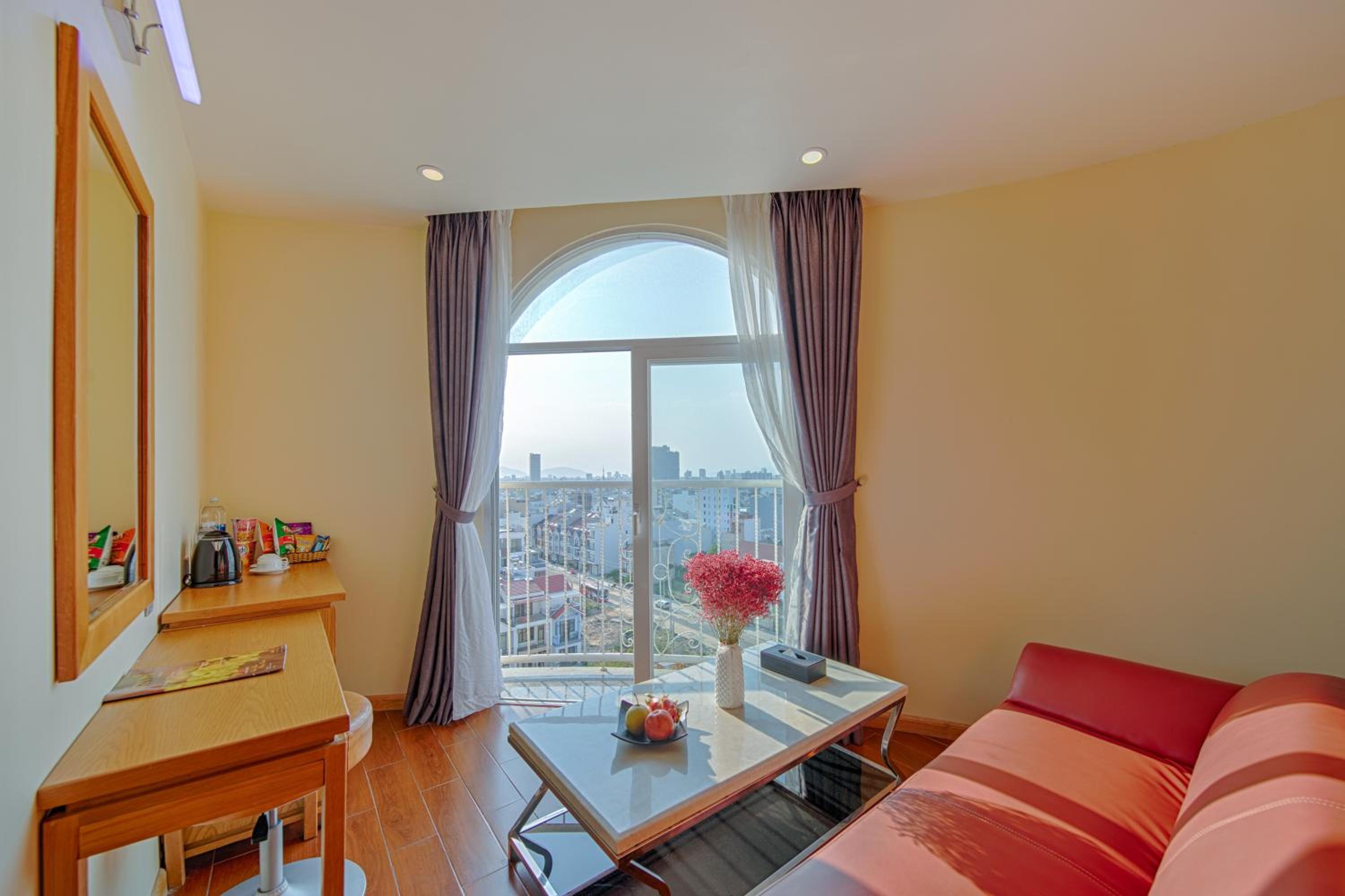 Premium Double Room with Balcony photo 3